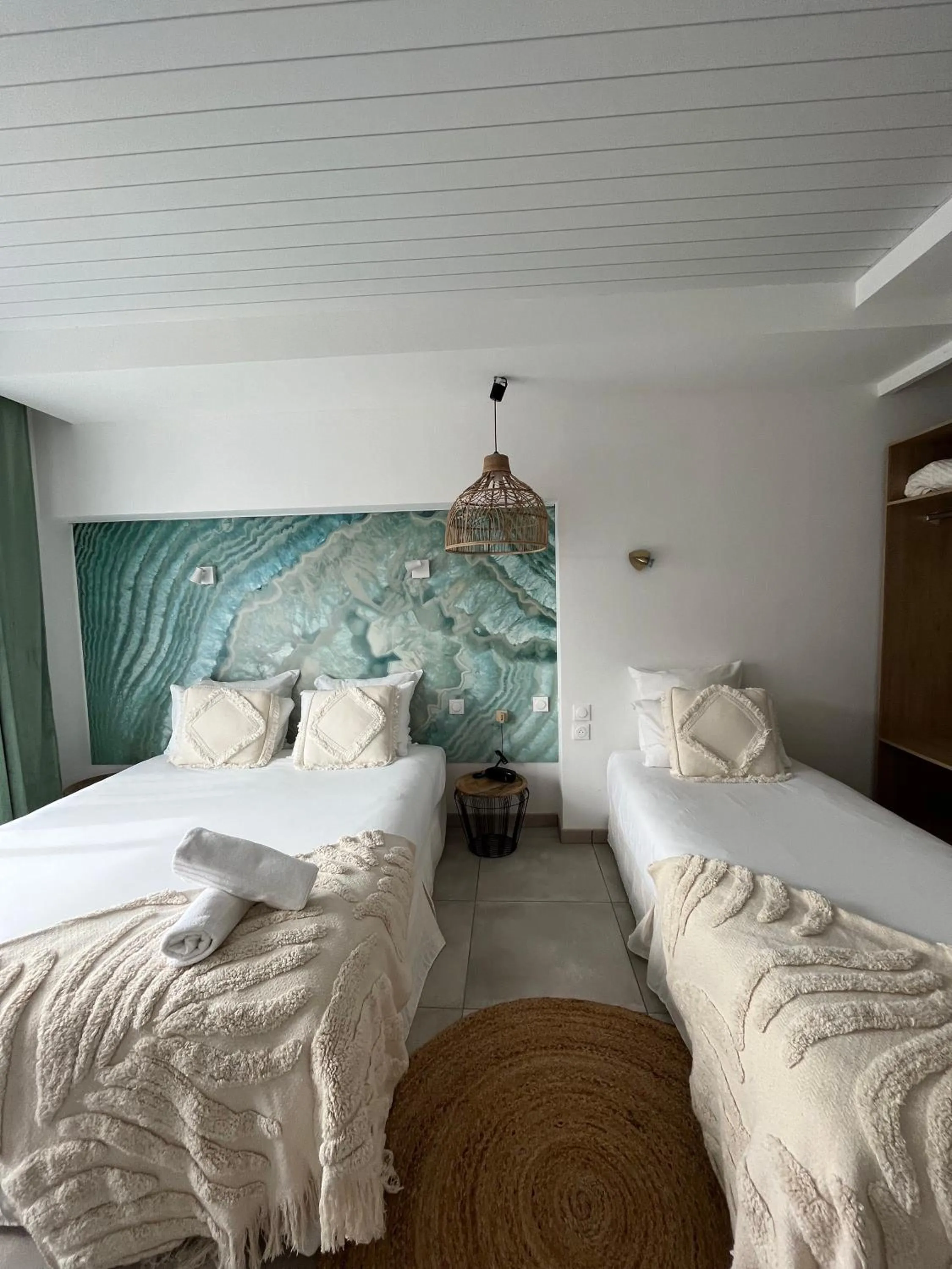 Bed in Hôtel Les Sables - Urban Style - by Logis Hotels