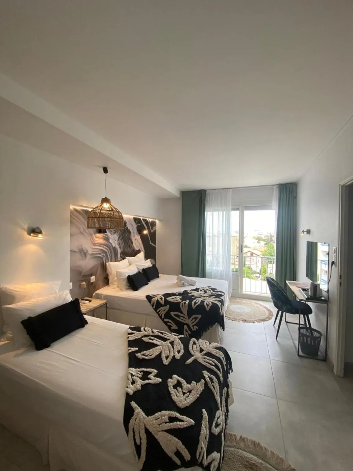 Bed in Hôtel Les Sables - Urban Style - by Logis Hotels