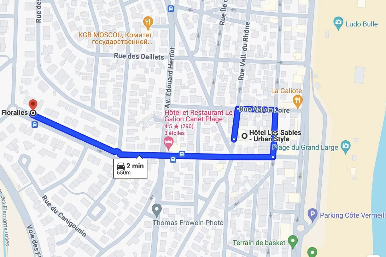 Parking in Hôtel Les Sables - Urban Style - by Logis Hotels