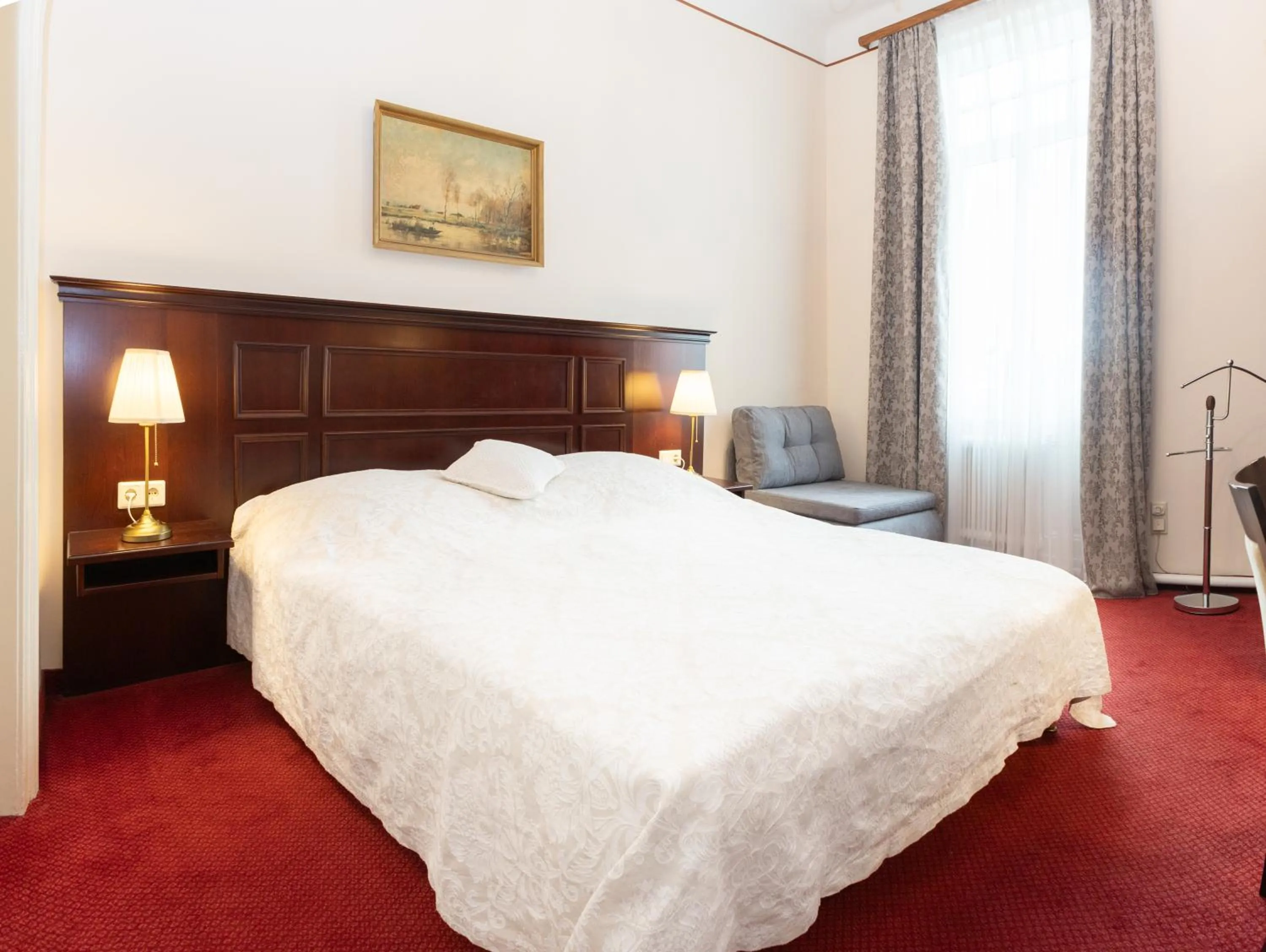 Photo of the whole room, Bed in Hotel Viktoria Schönbrunn