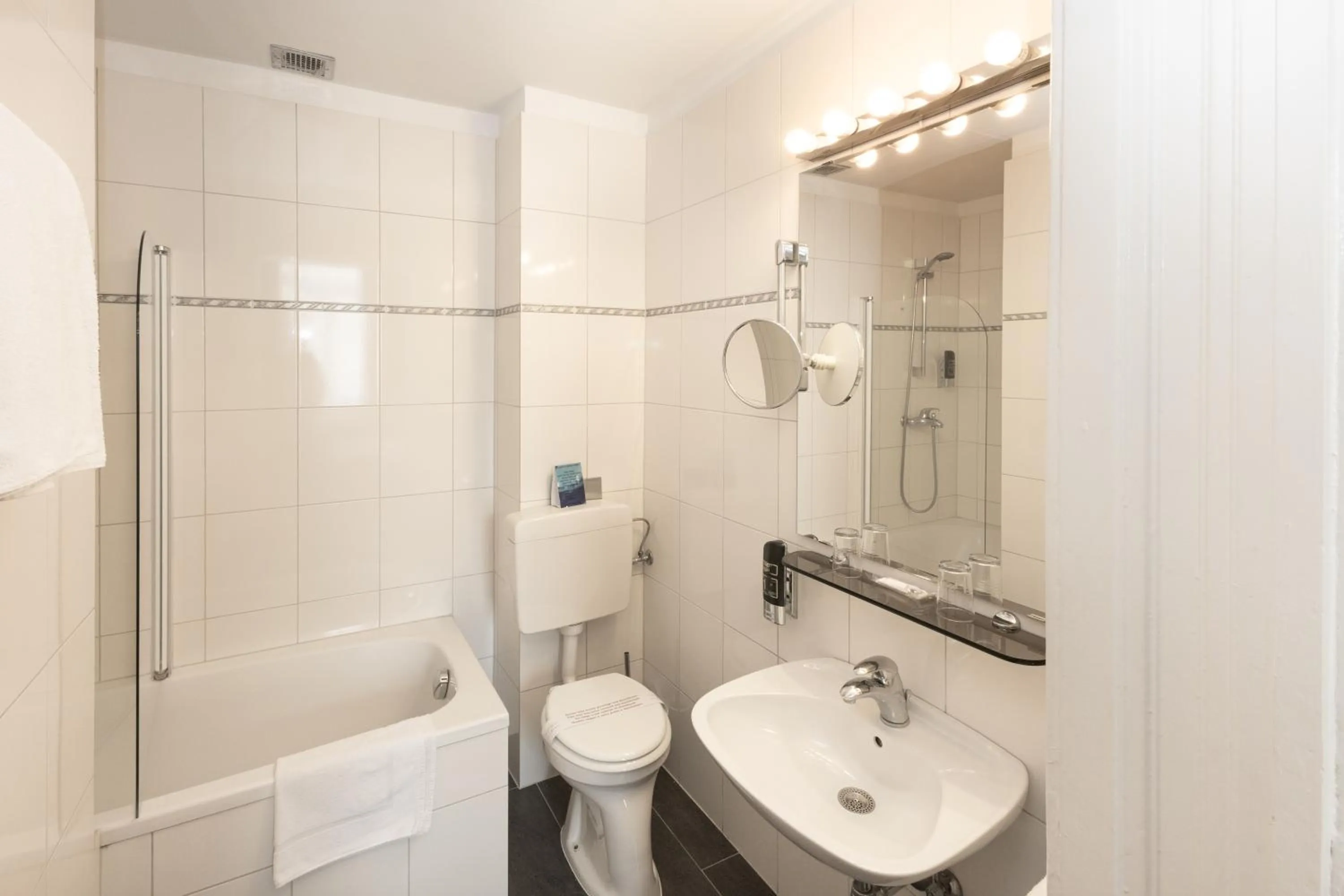 Bathroom in Hotel Viktoria Schönbrunn