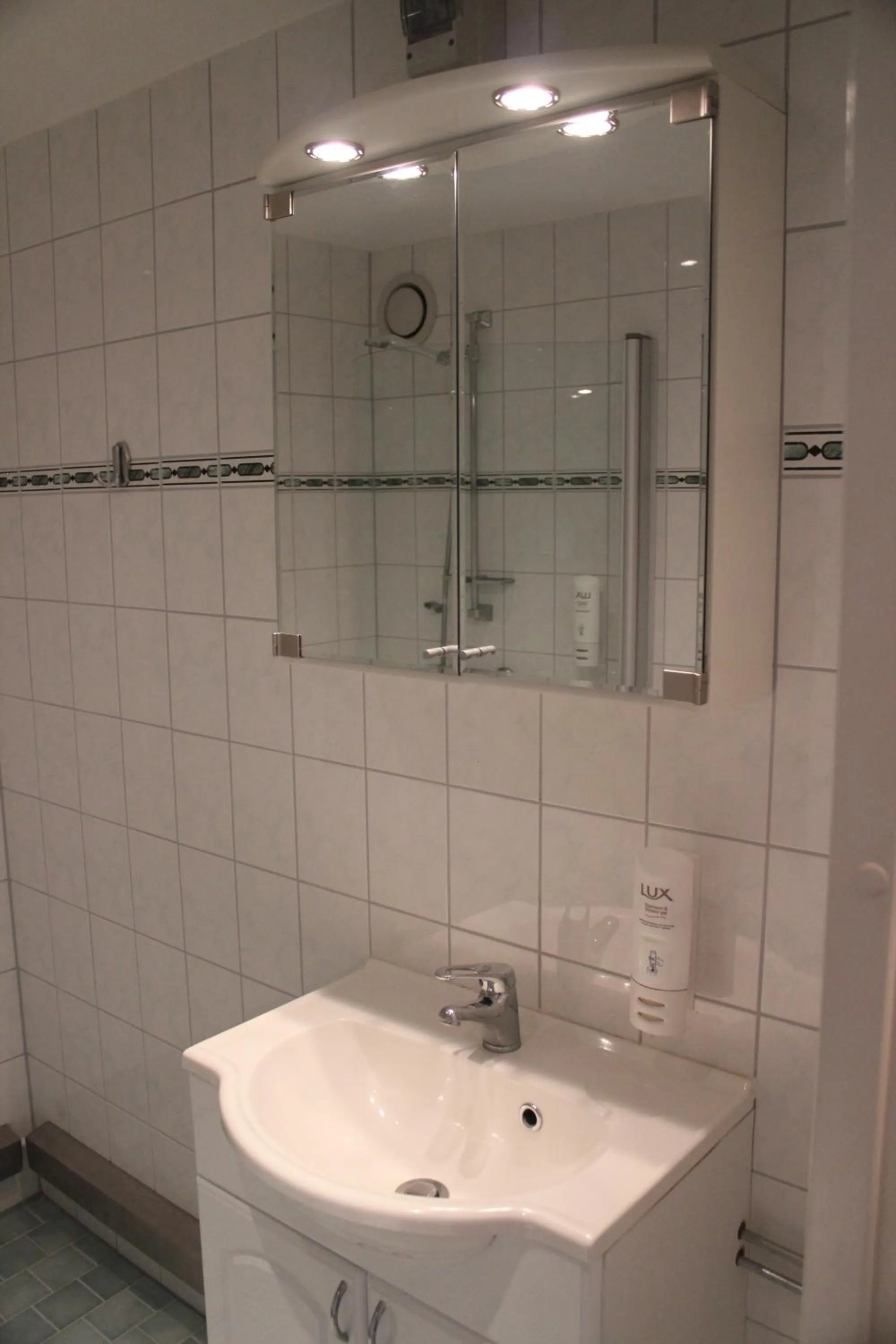 Bathroom in Hotel Adlon