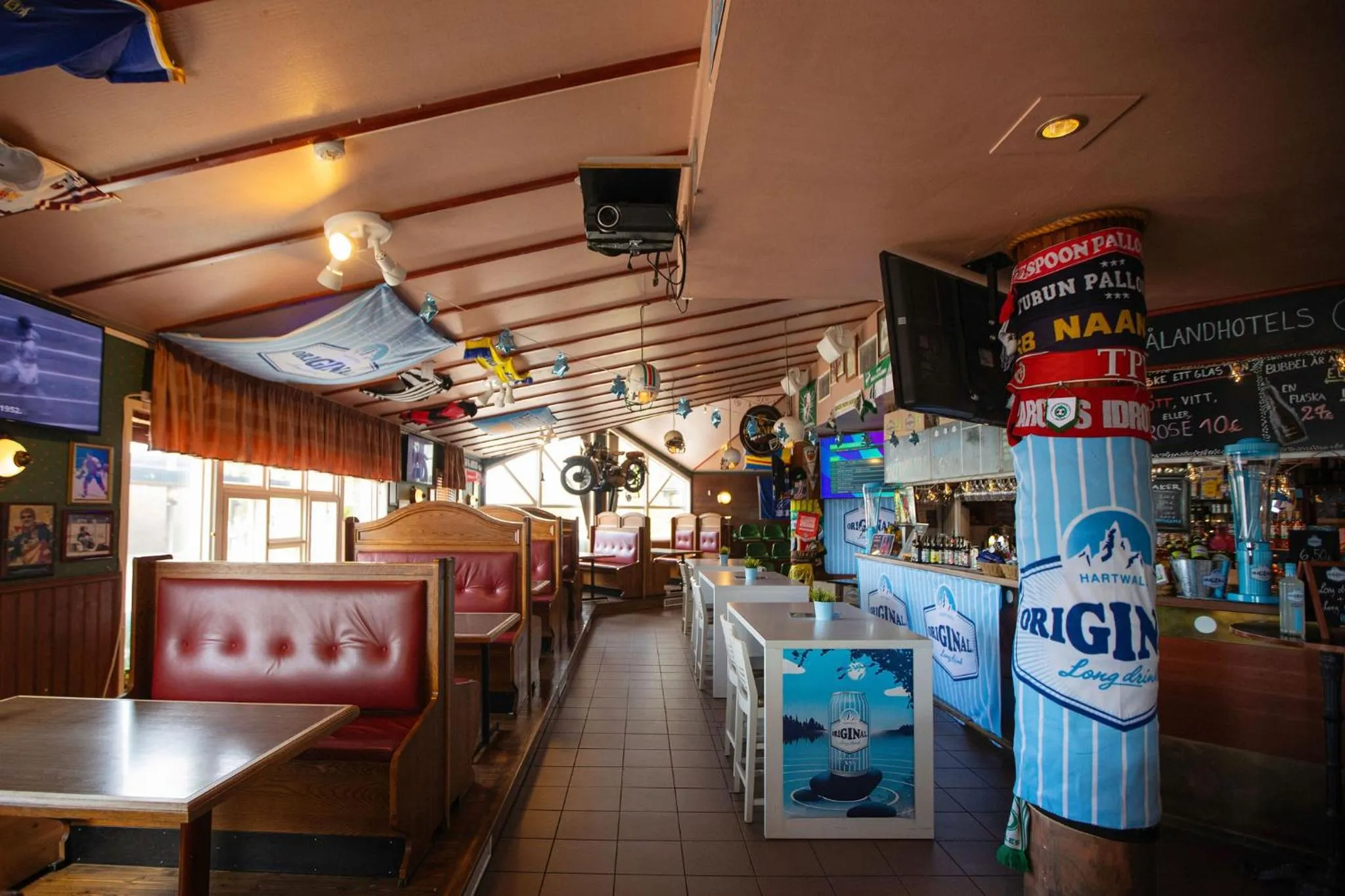 Lounge or bar in Hotel Adlon