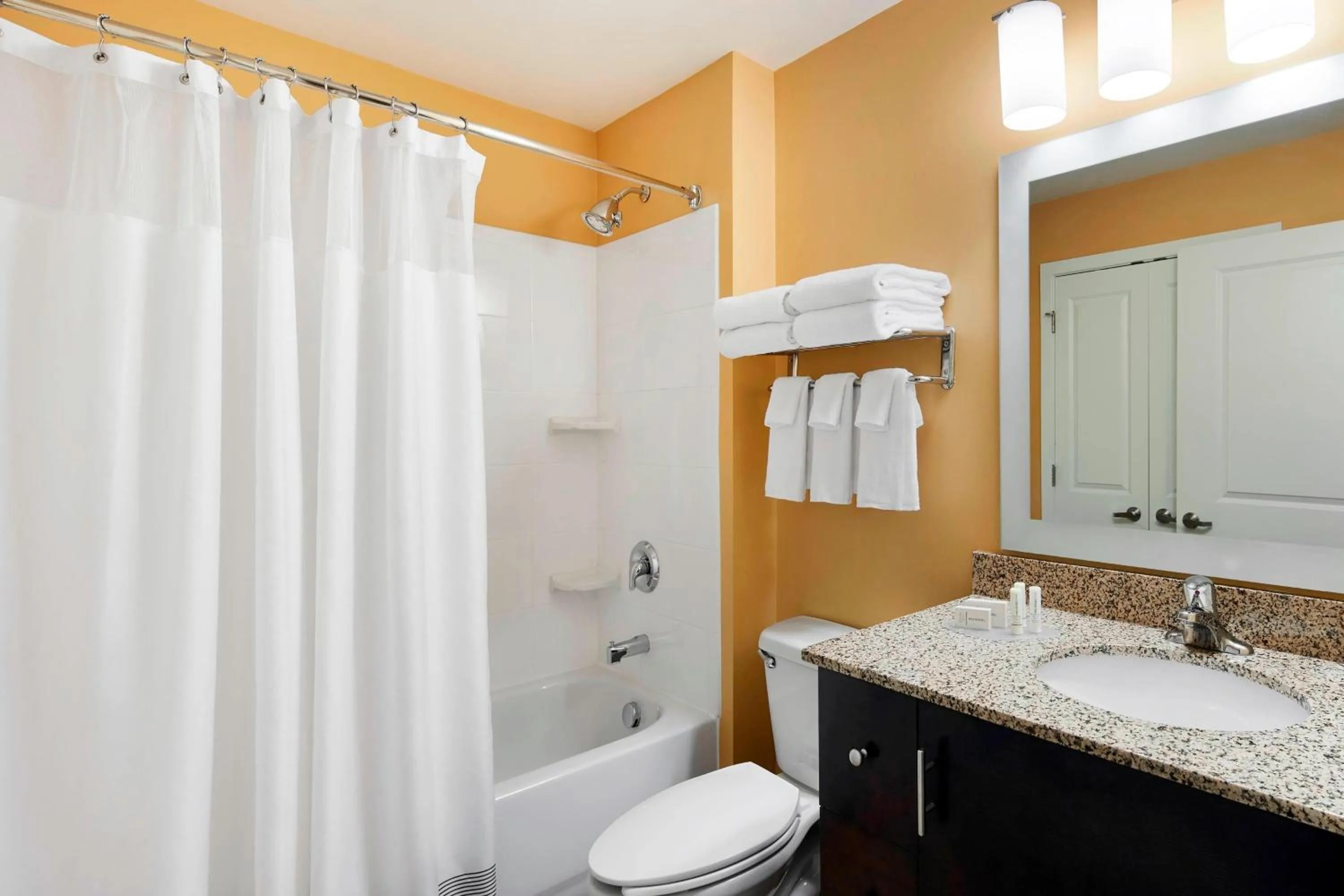 Bathroom in TownePlace Suites by Marriott Harrisburg Hershey