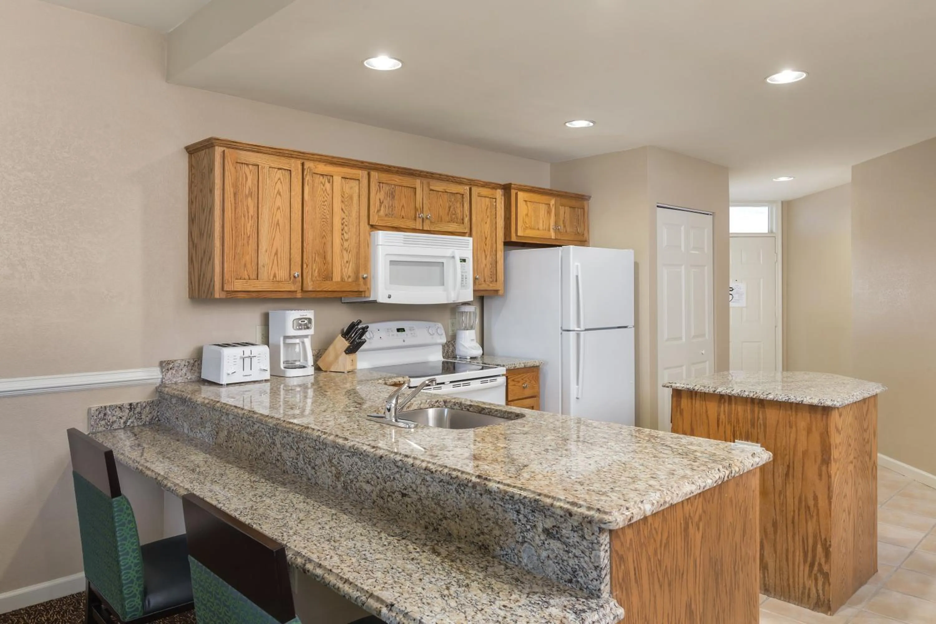 Kitchen or kitchenette in Club Wyndham Governors Green