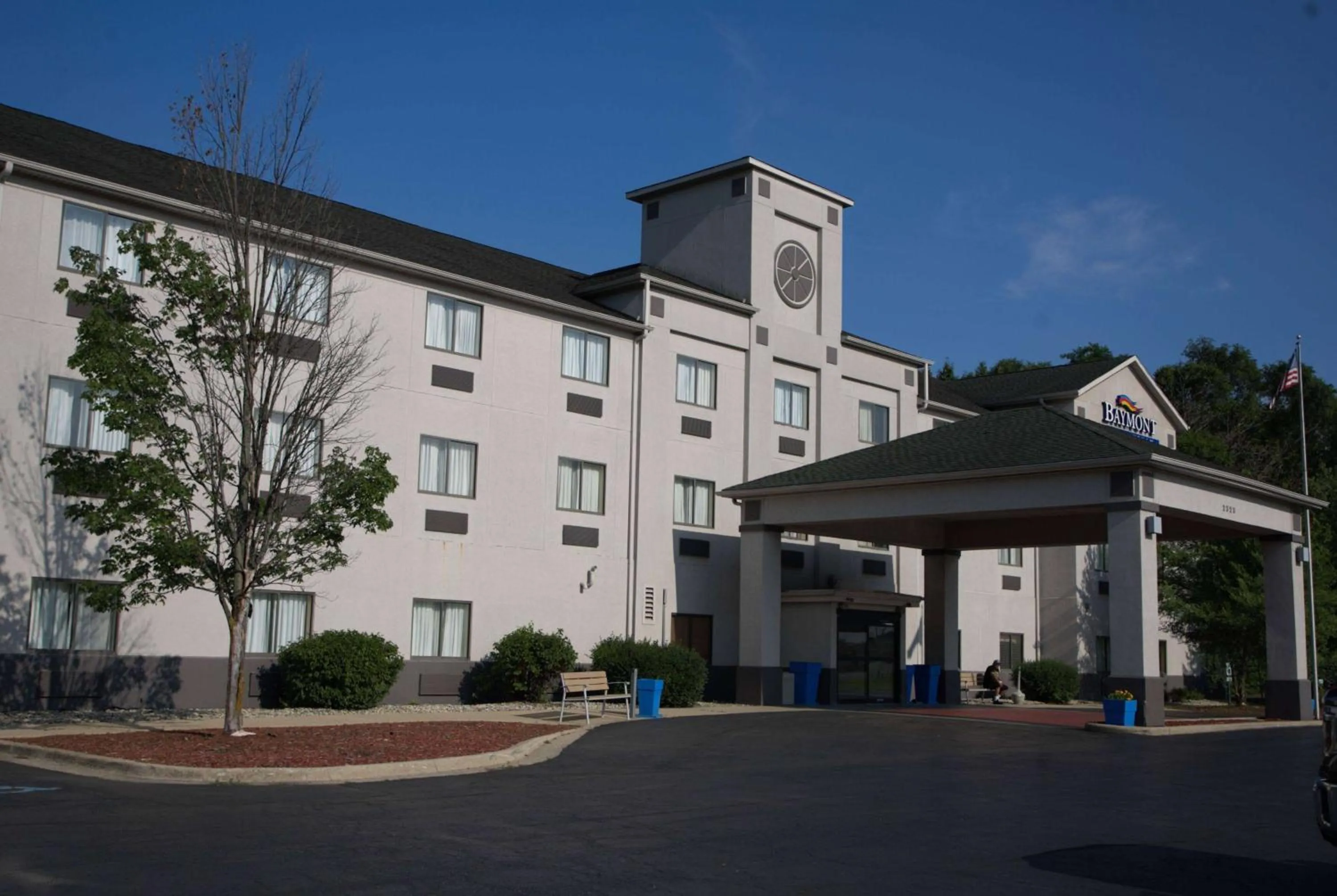 Property building in Baymont by Wyndham Portage