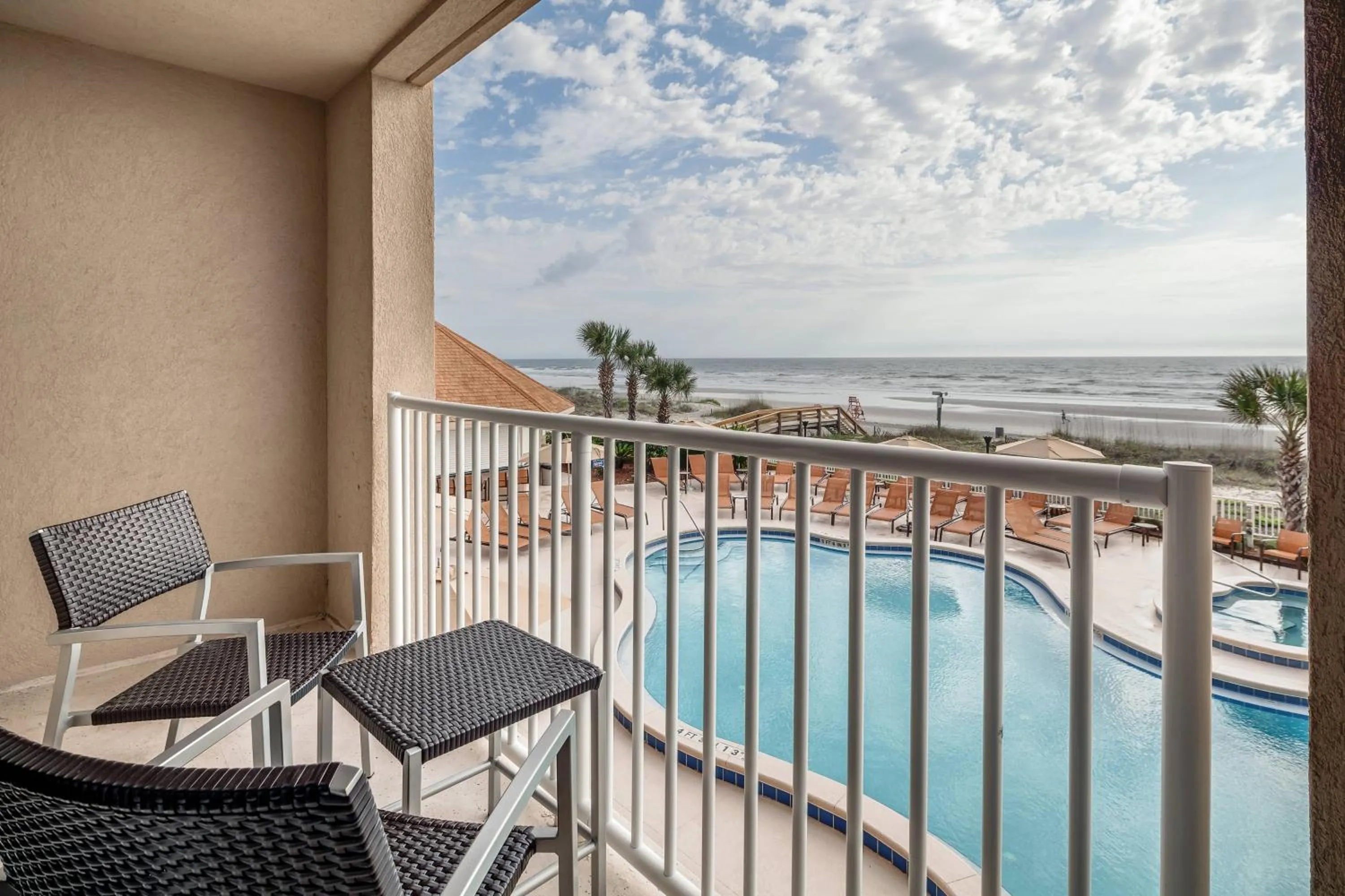 Photo of the whole room in Courtyard by Marriott Jacksonville Beach Oceanfront
