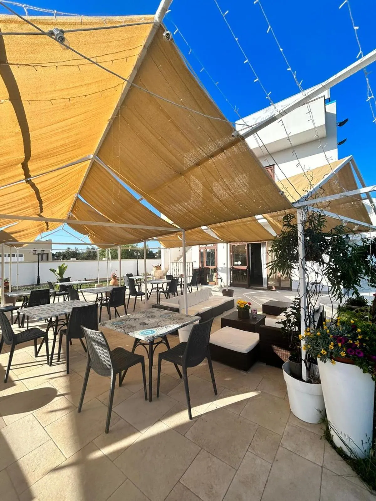 Restaurant/places to eat in Hotel Costa Blu