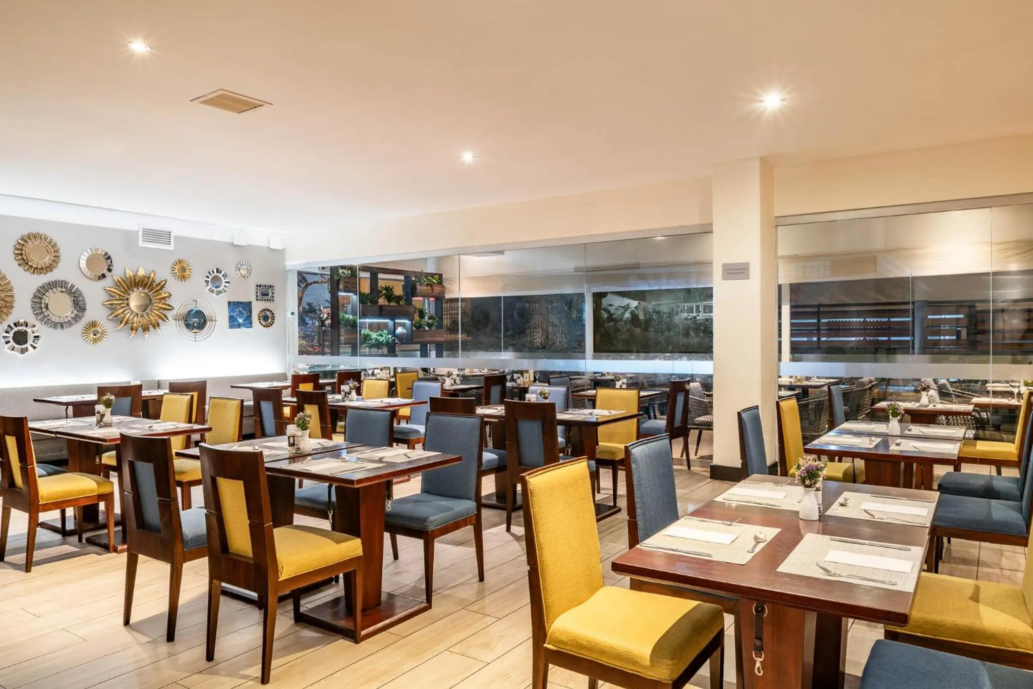 Restaurant/places to eat in Casa Andina Premium Miraflores