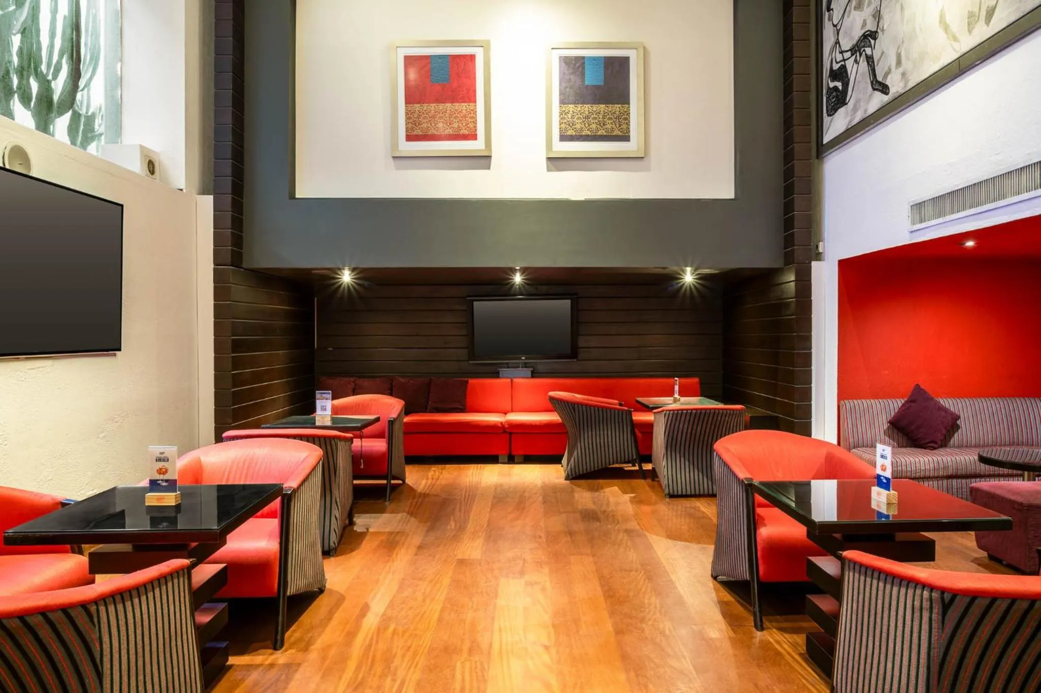 Lounge or bar in Casa Andina Premium Miraflores