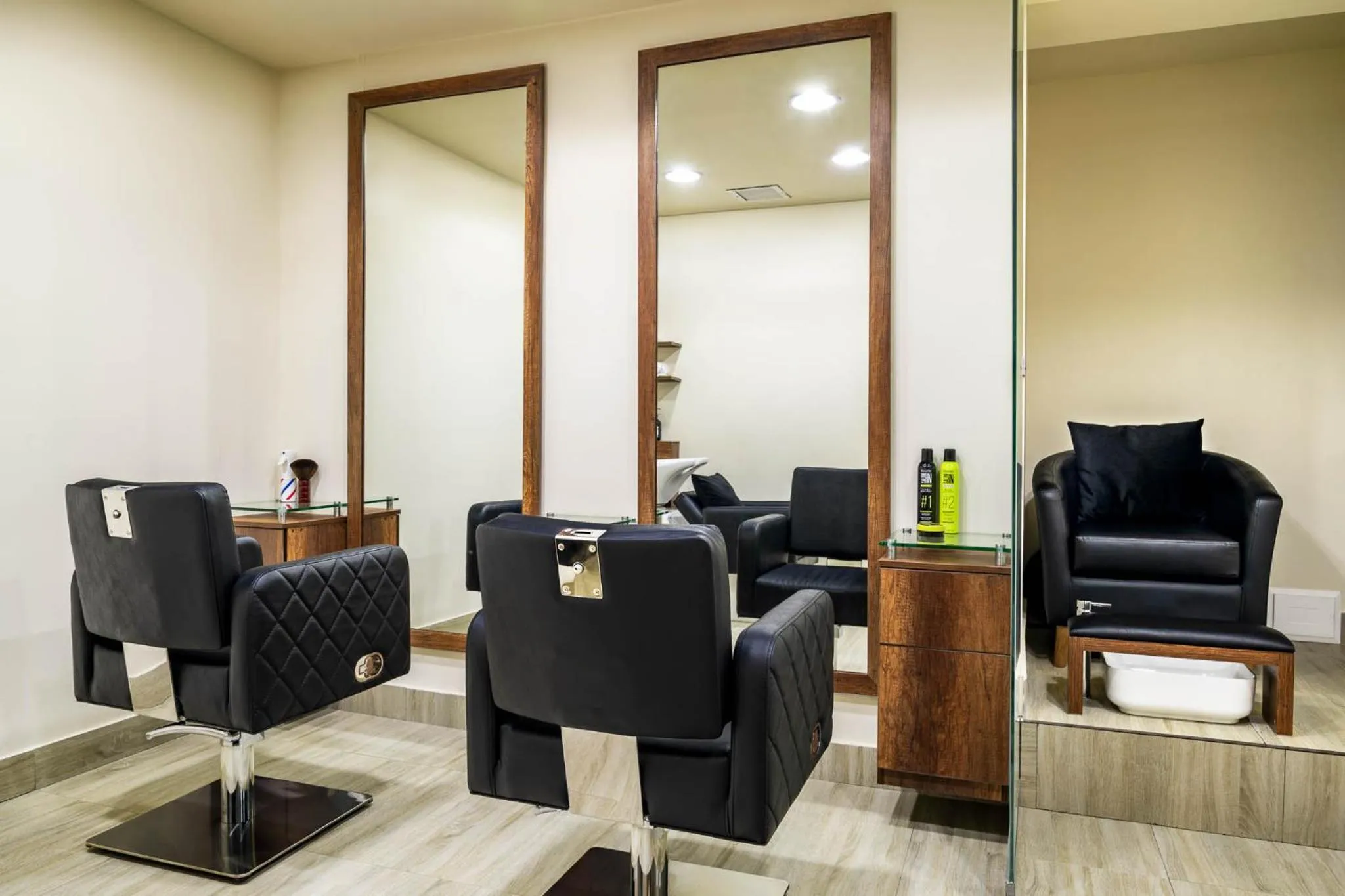 hair dresser in Casa Andina Premium Miraflores