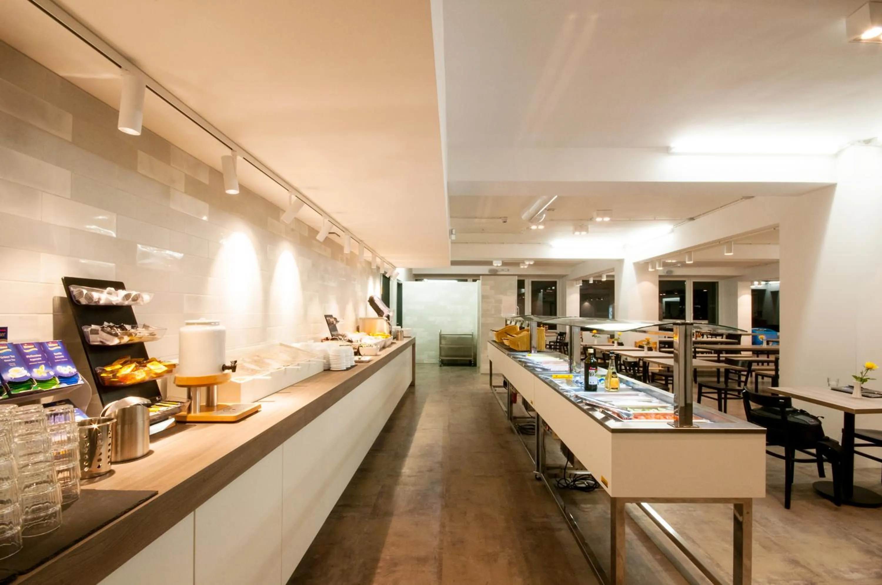 Buffet breakfast in a&o Bremen Hauptbahnhof