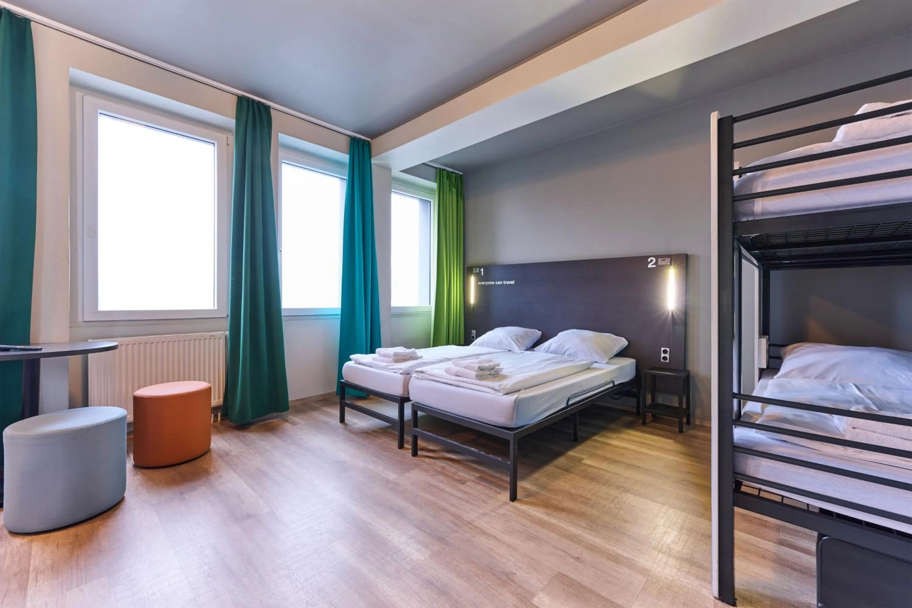 Bedroom, Bed in a&o Bremen Hauptbahnhof