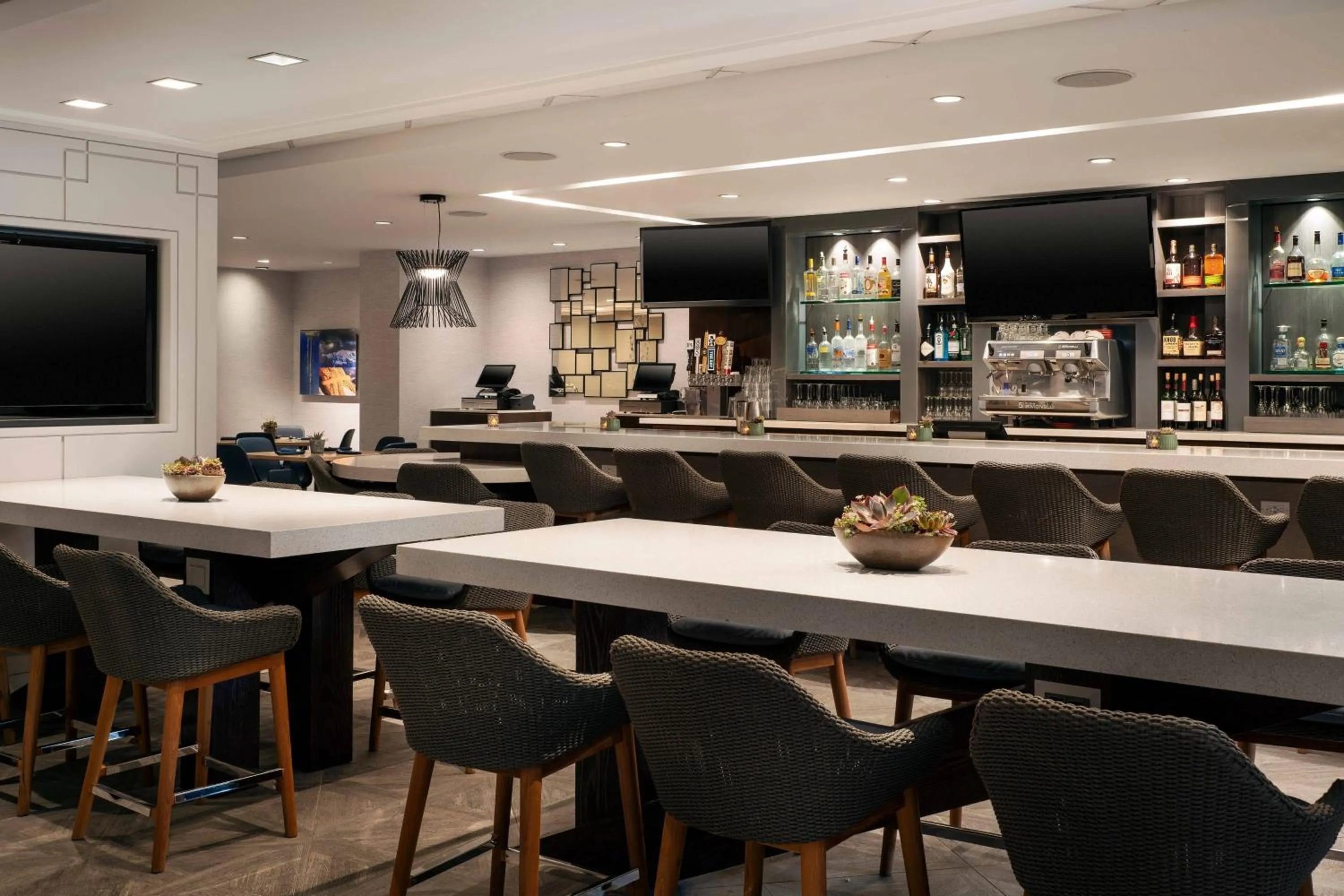 Lounge or bar in San Francisco Marriott Fisherman's Wharf