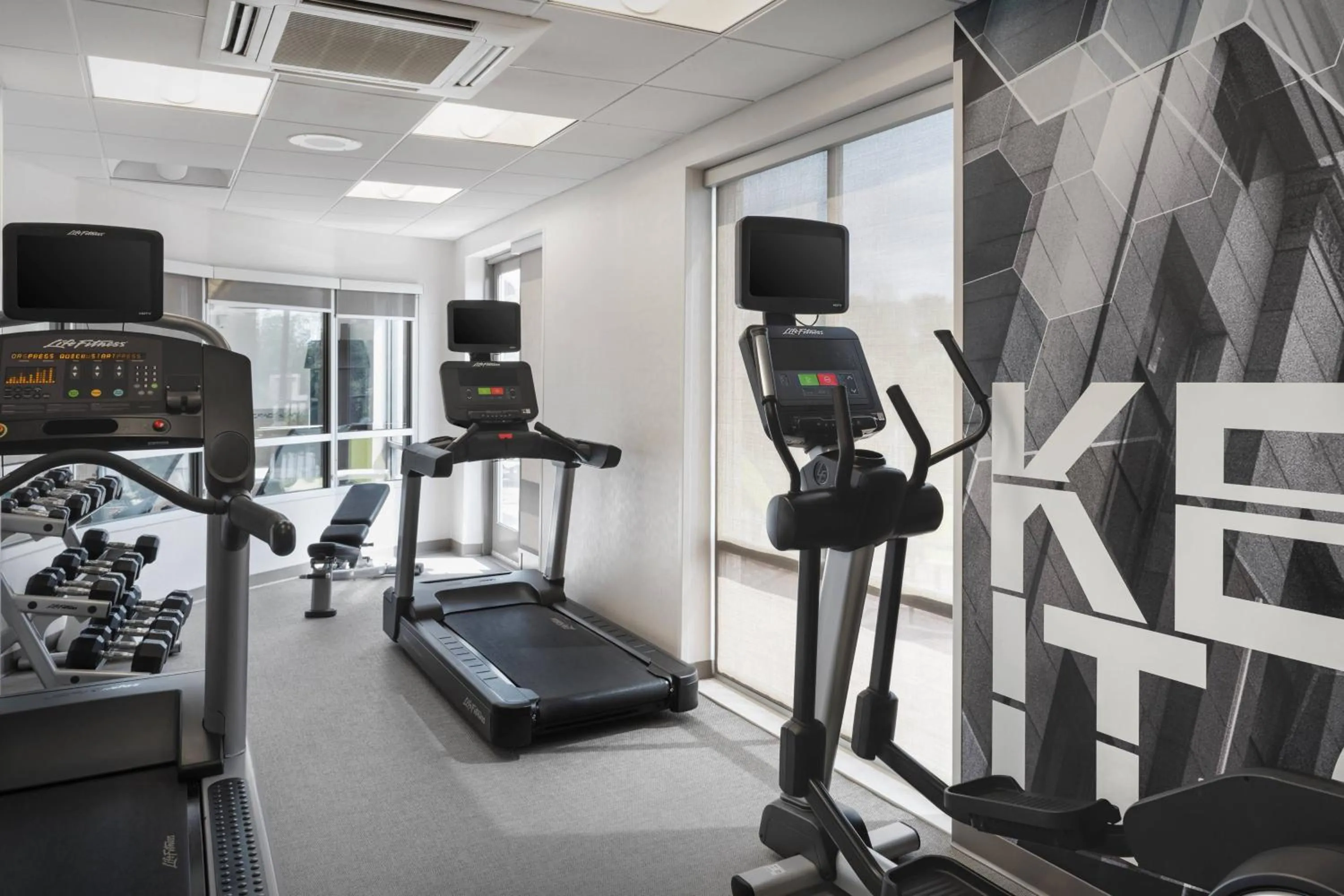 Fitness centre/facilities in SpringHill Suites by Marriott Syracuse Carrier Circle