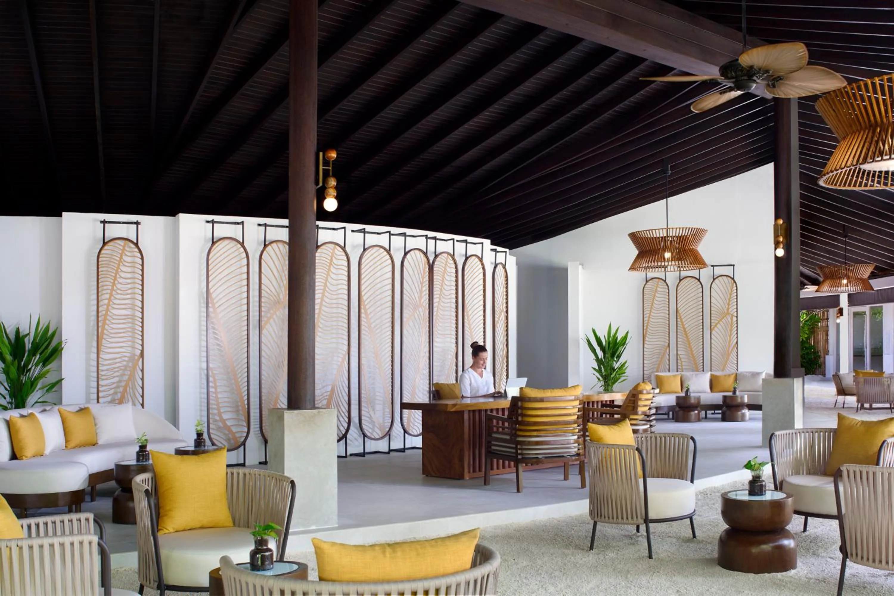 Lobby or reception in Anantara Veli Maldives Resort