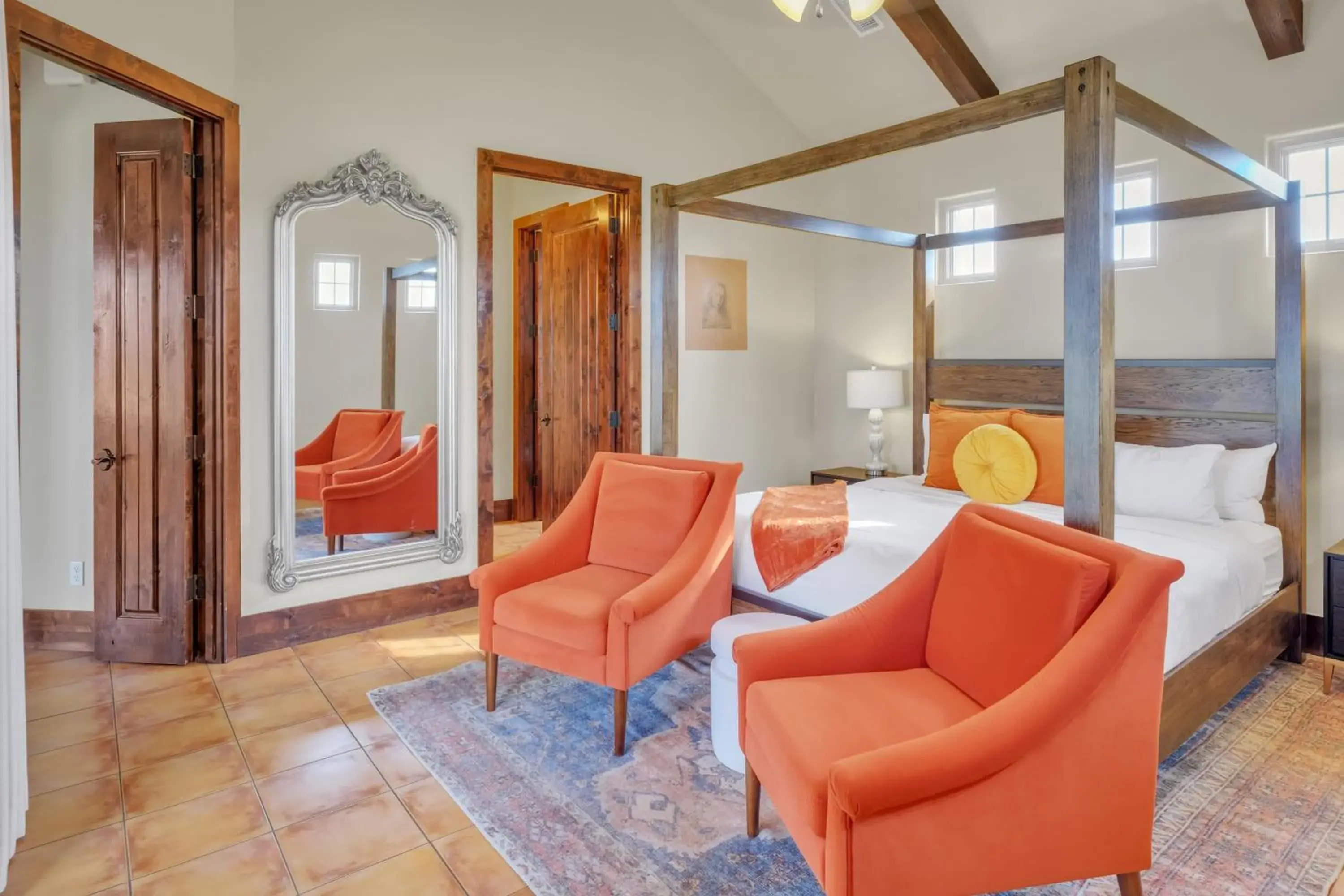 King Suite with Balcony in The Vineyard at Florence King Suite with Balcony in The Vineyard at Florence