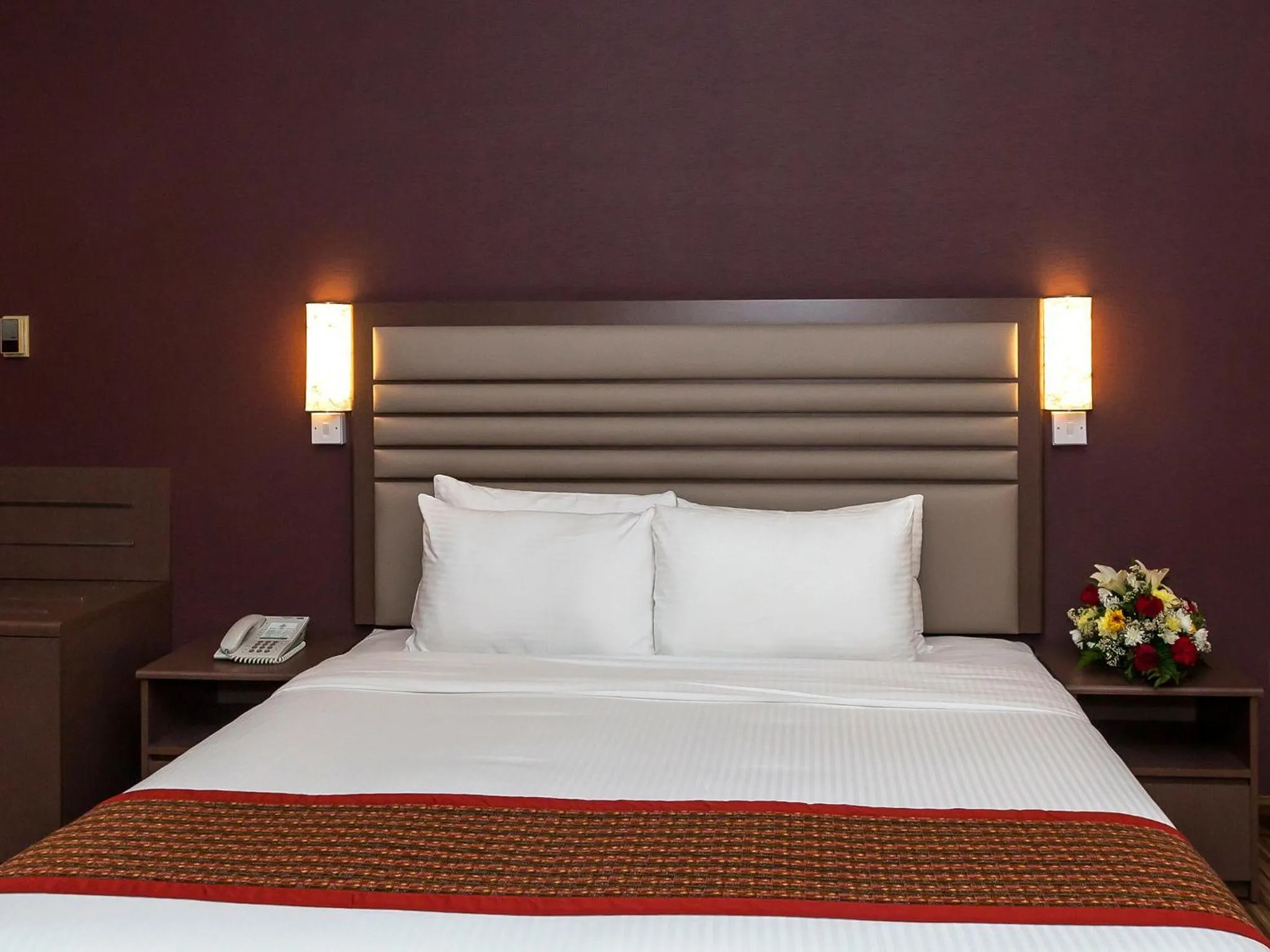 cot, Bed in Wave International Hotel
