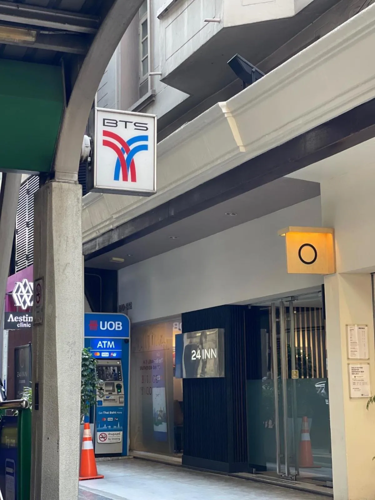 Property building in 24 Inn