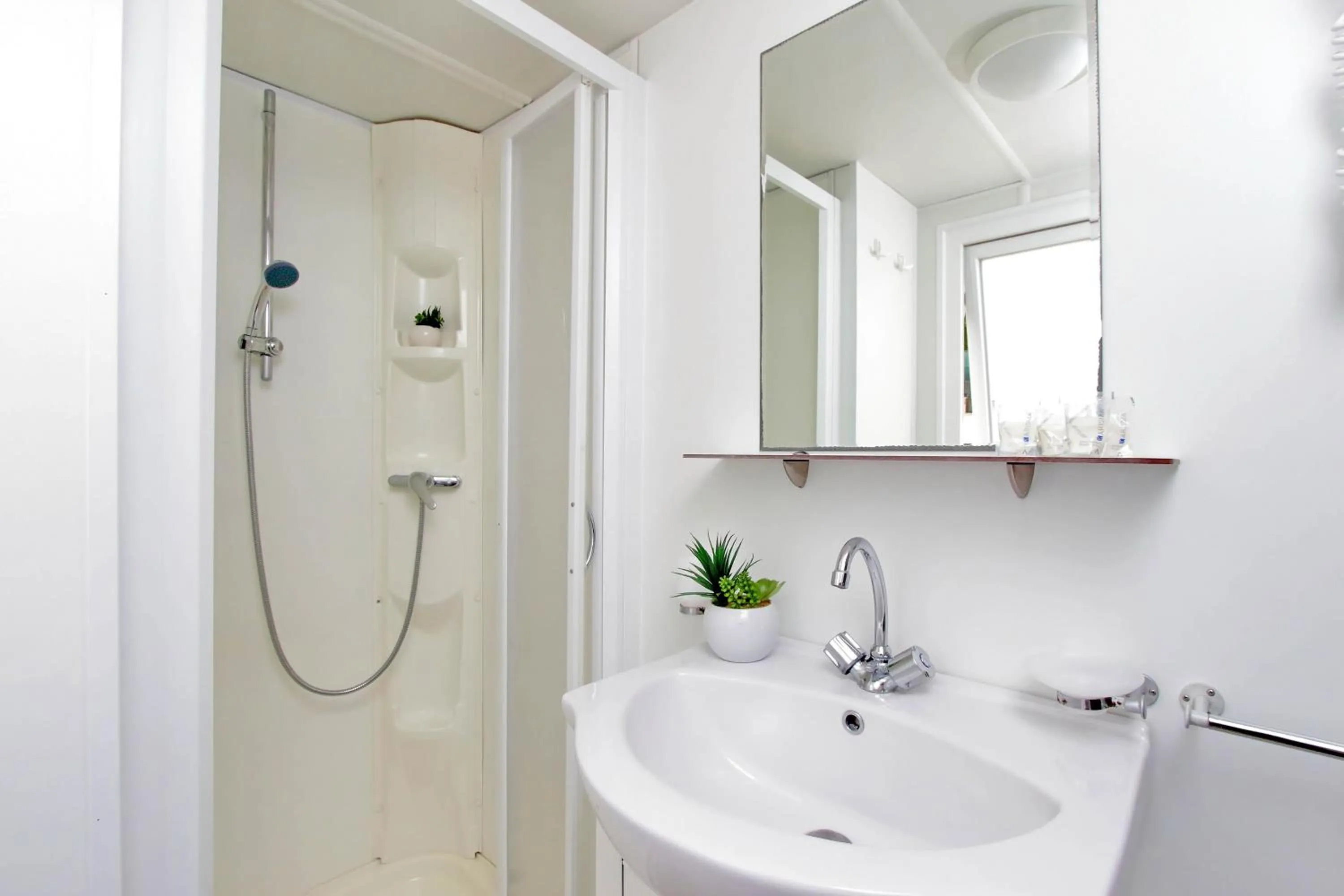 Shower in Le Palme Village