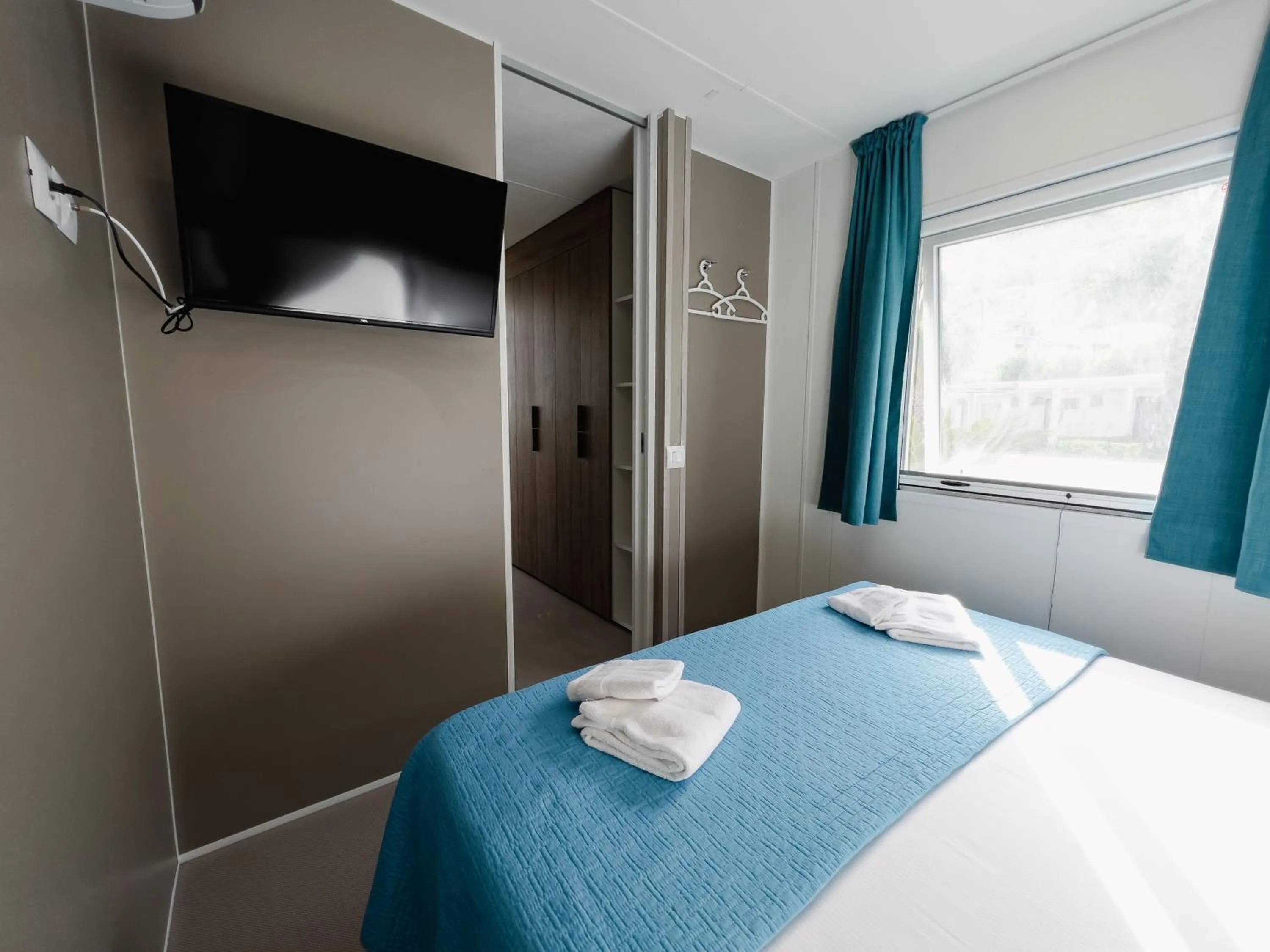 Photo of the whole room, Bed in Le Palme Village