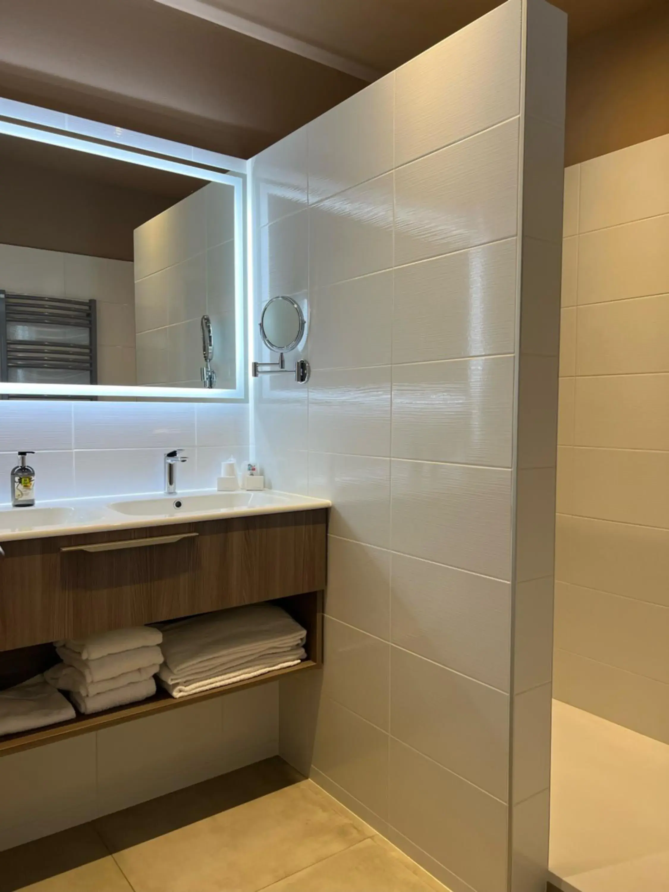 Superior Double Room - single occupancy in Hostellerie Du Mont Aimé Superior Double Room - single occupancy in Hostellerie Du Mont Aimé