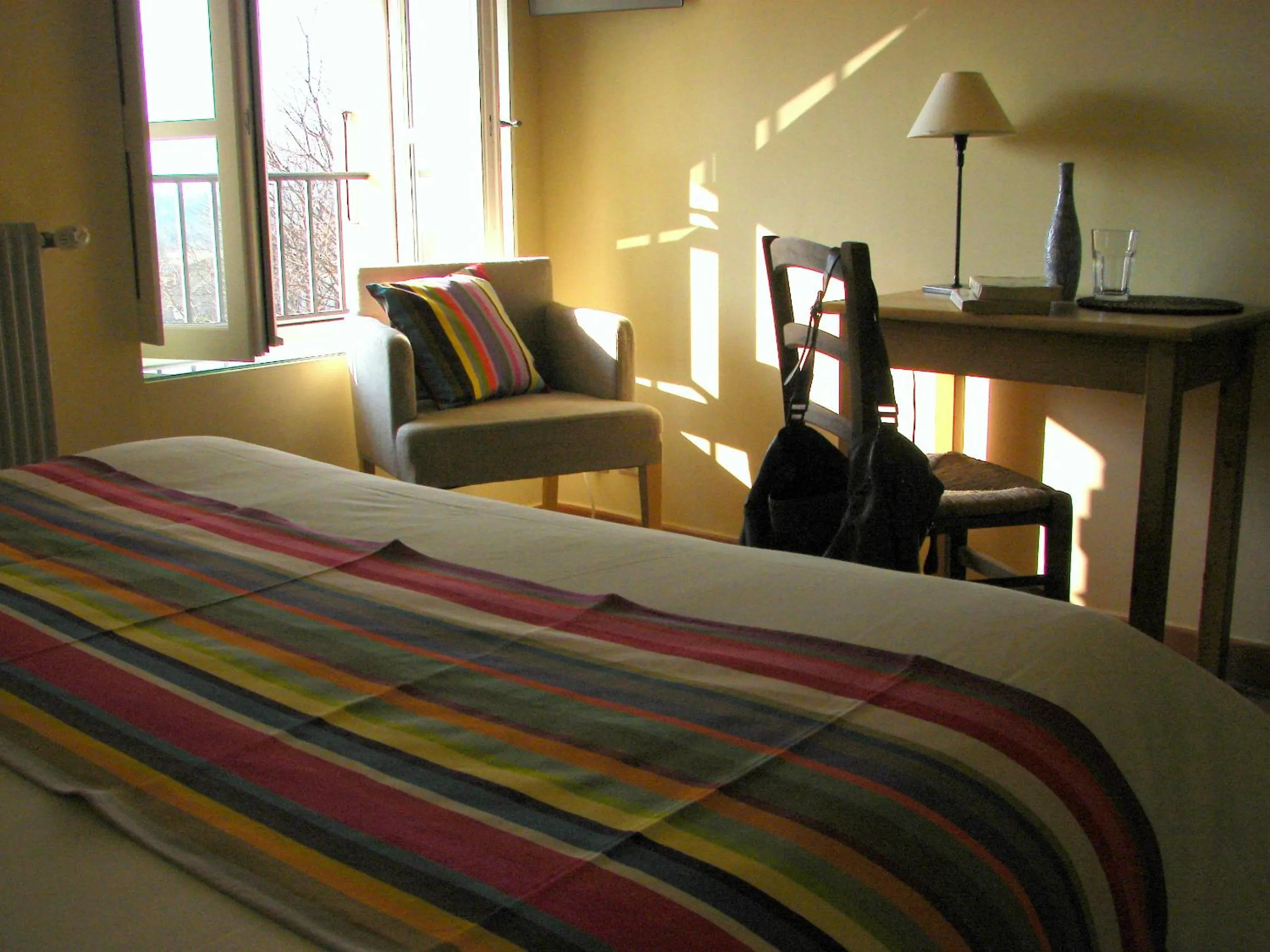 Decorative detail, Bed in Hotel Le Moulin du Château