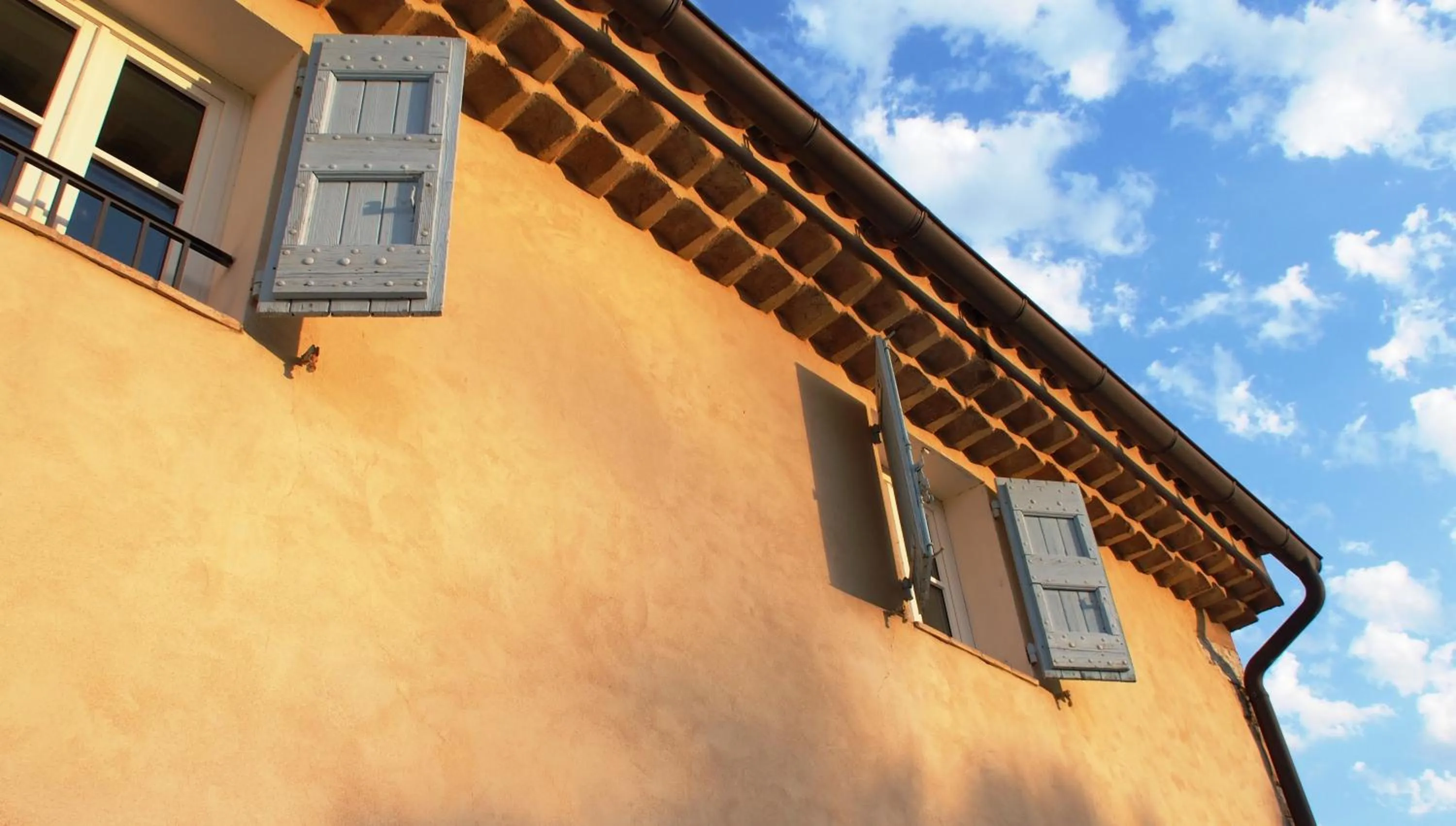 Facade/entrance in Hotel Le Moulin du Château