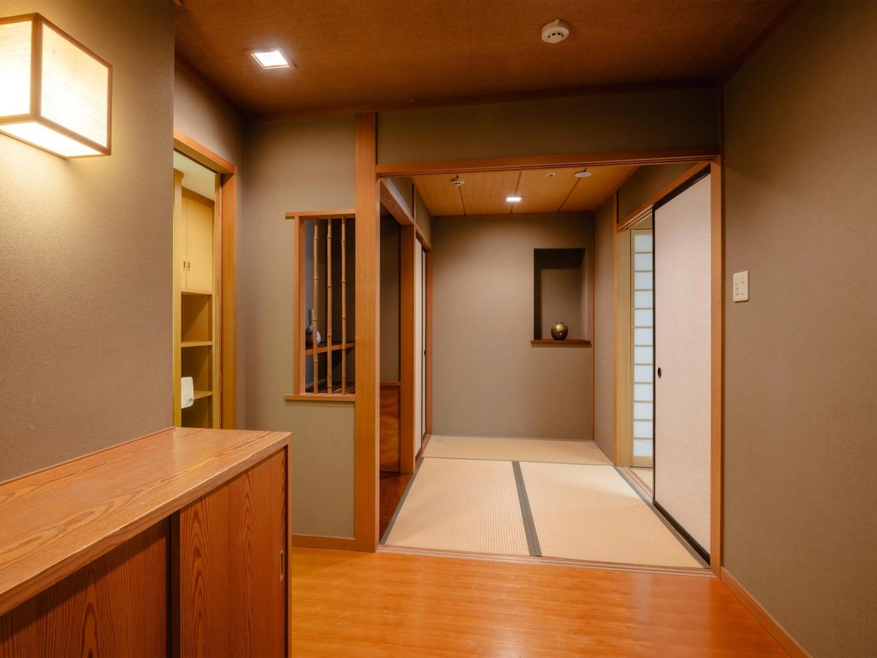 Photo of the whole room in Tsubamesanjo Washington Hotel