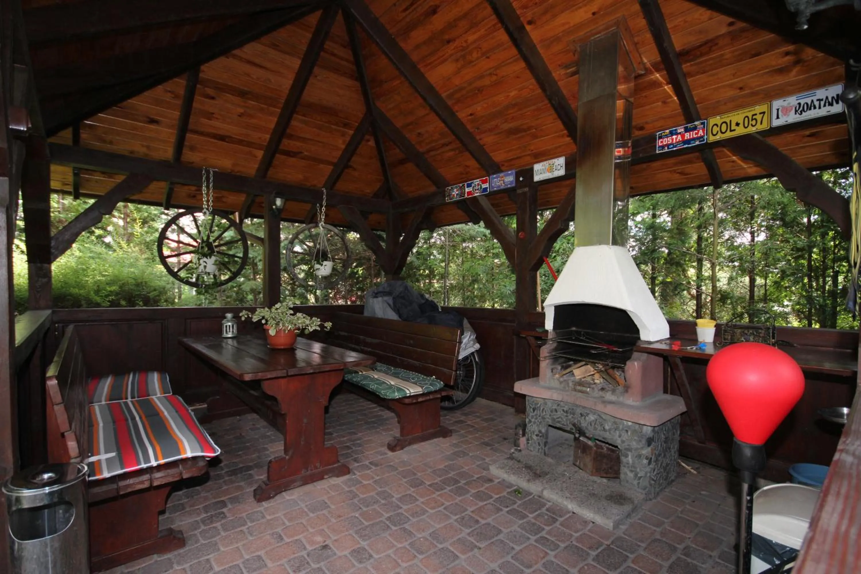 BBQ facilities in Willa Atrium