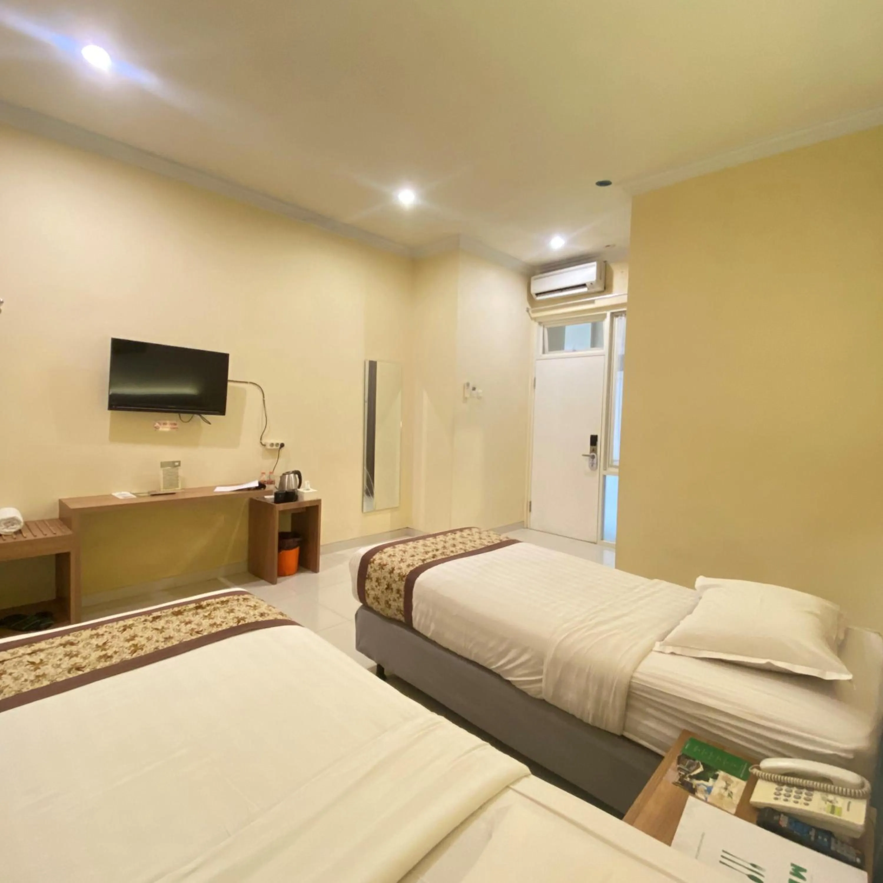 Riverstone Hotel & Cottage