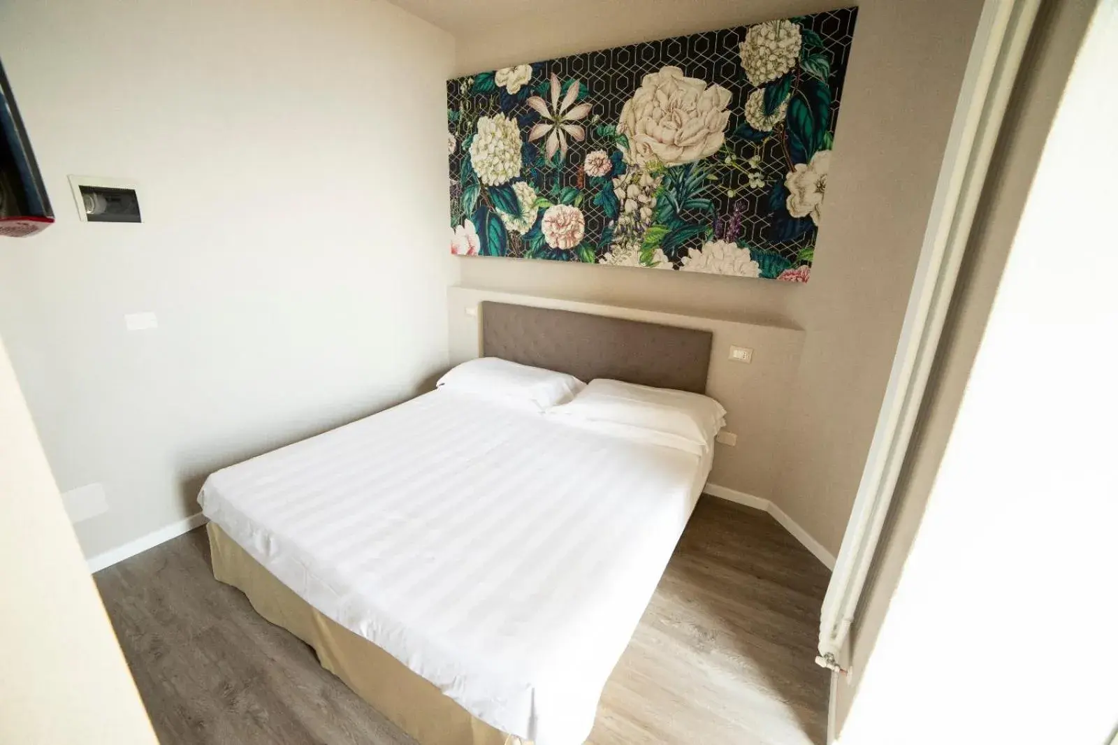 Superior Deluxe Double or Twin Room in Hotel Miranda Superior Deluxe Double or Twin Room in Hotel Miranda