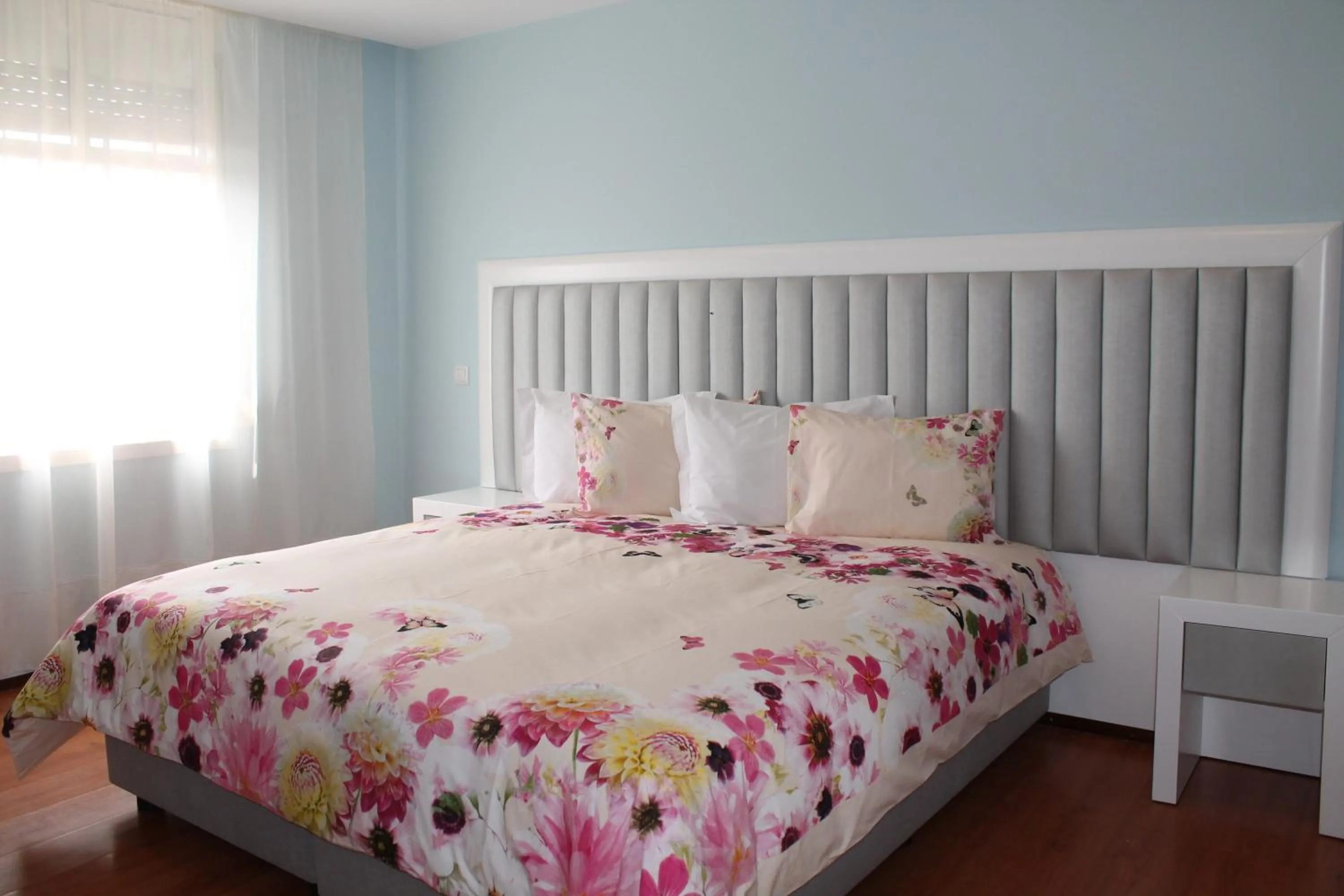 Bedroom, Bed in Grande Oceano Guest House