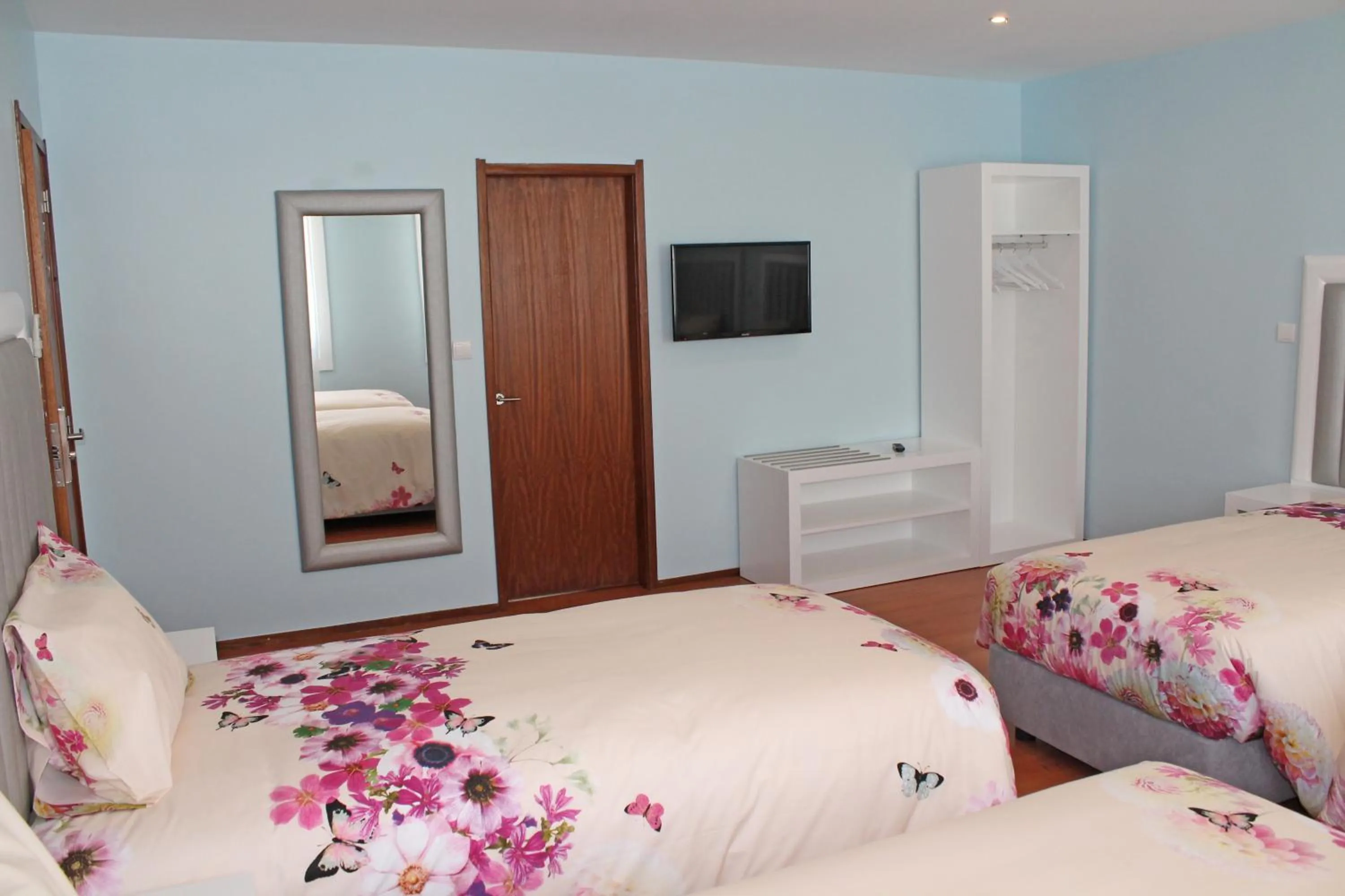 Bedroom, Bed in Grande Oceano Guest House