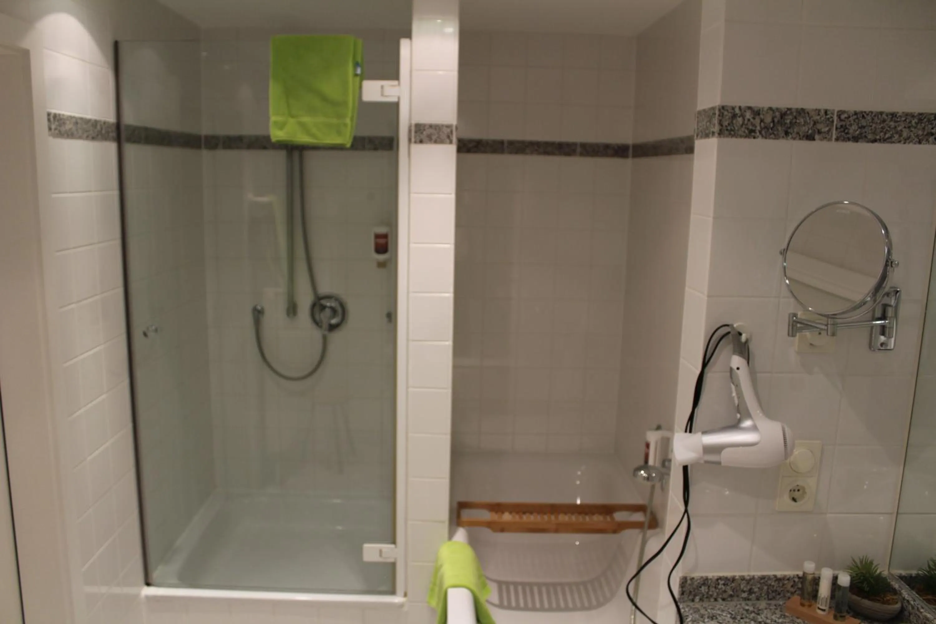 Shower in Hotel Rennsteig