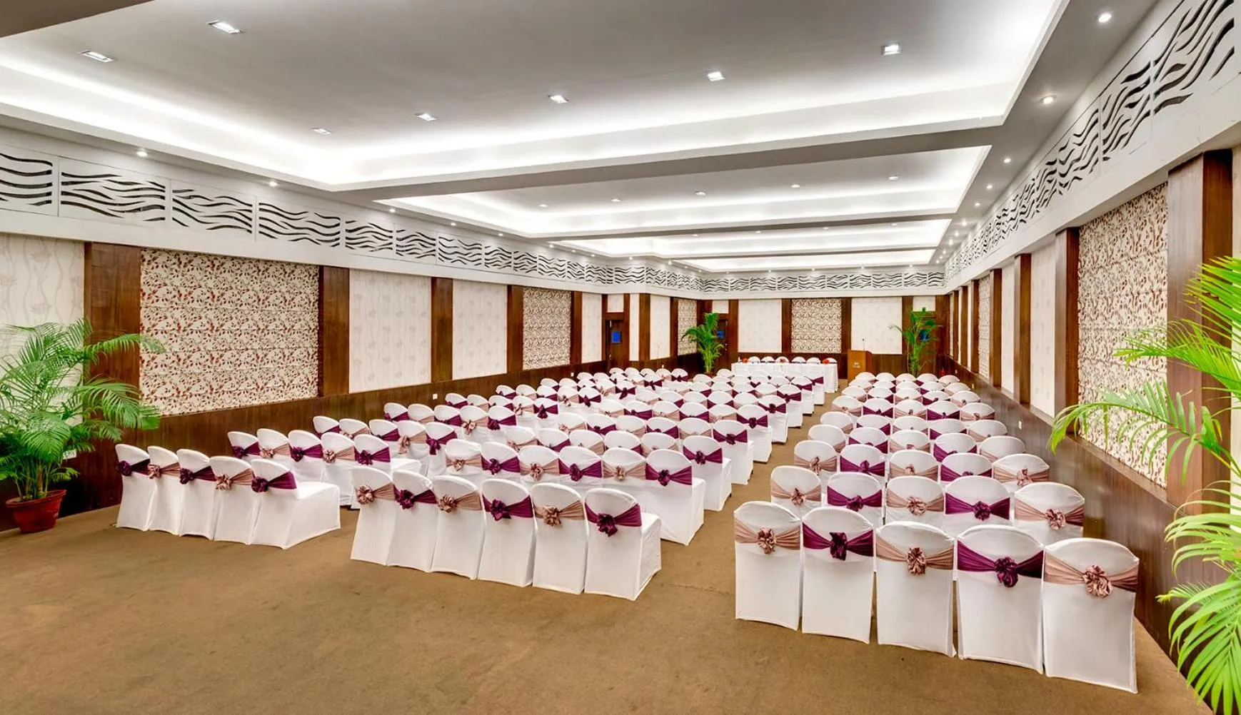 Business facilities in Hotel Hindusthan International, Kolkata