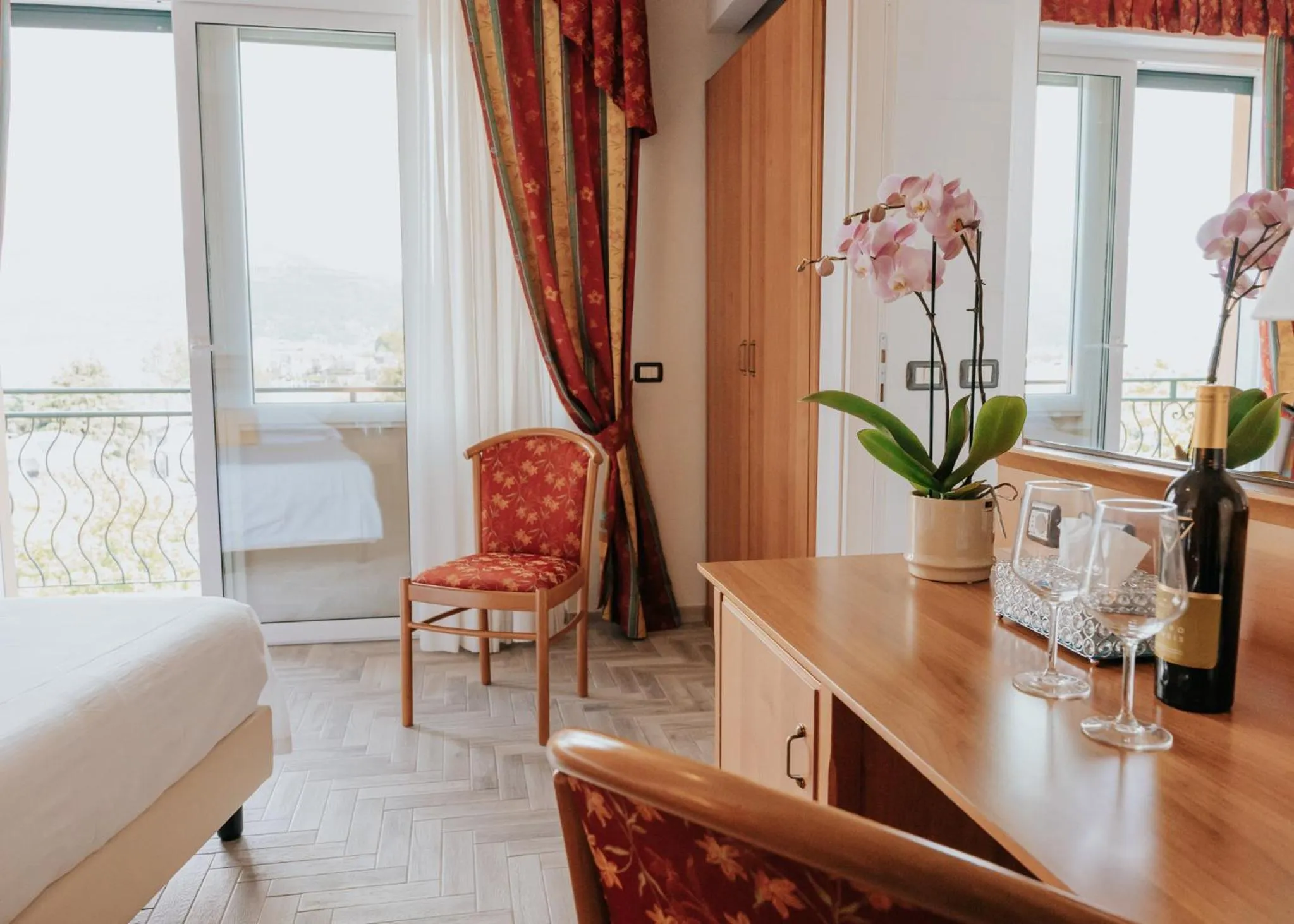 Bedroom in Hotel Flora