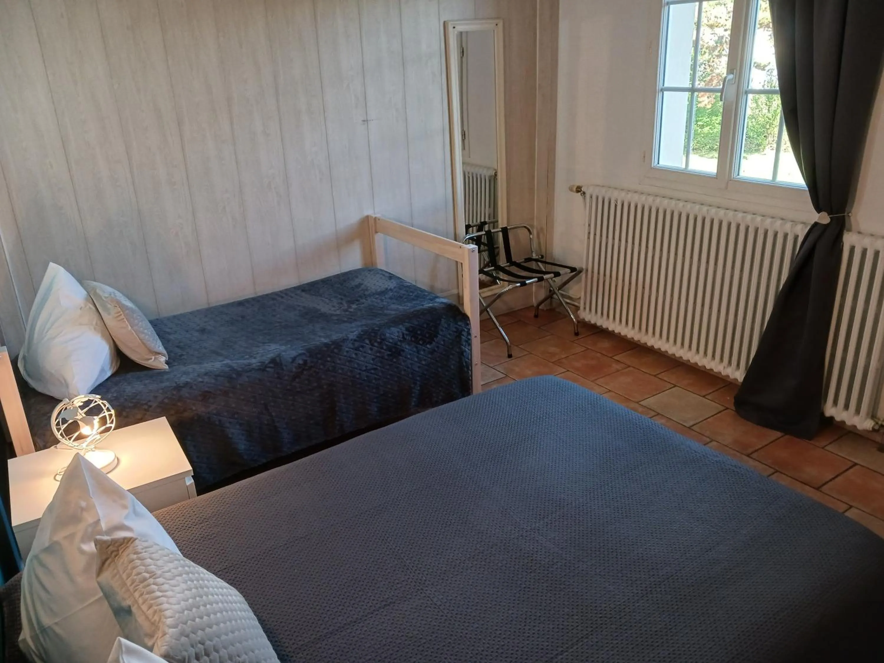 Bedroom, Bed in Hotel Du Lac