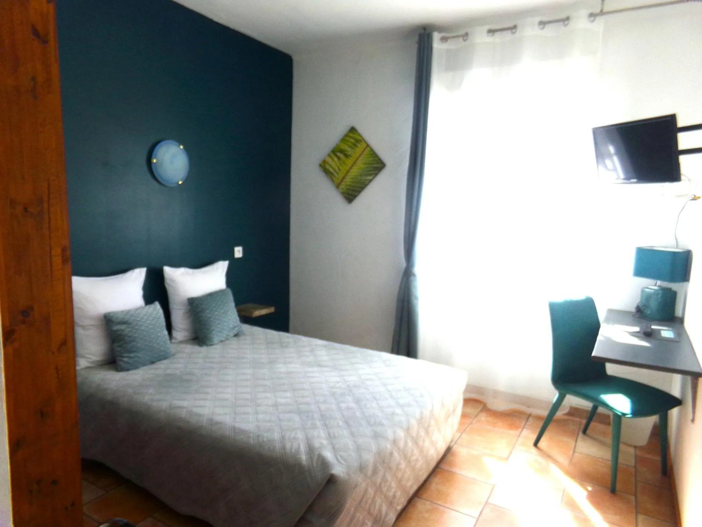 Bedroom, Bed in Hotel Du Lac