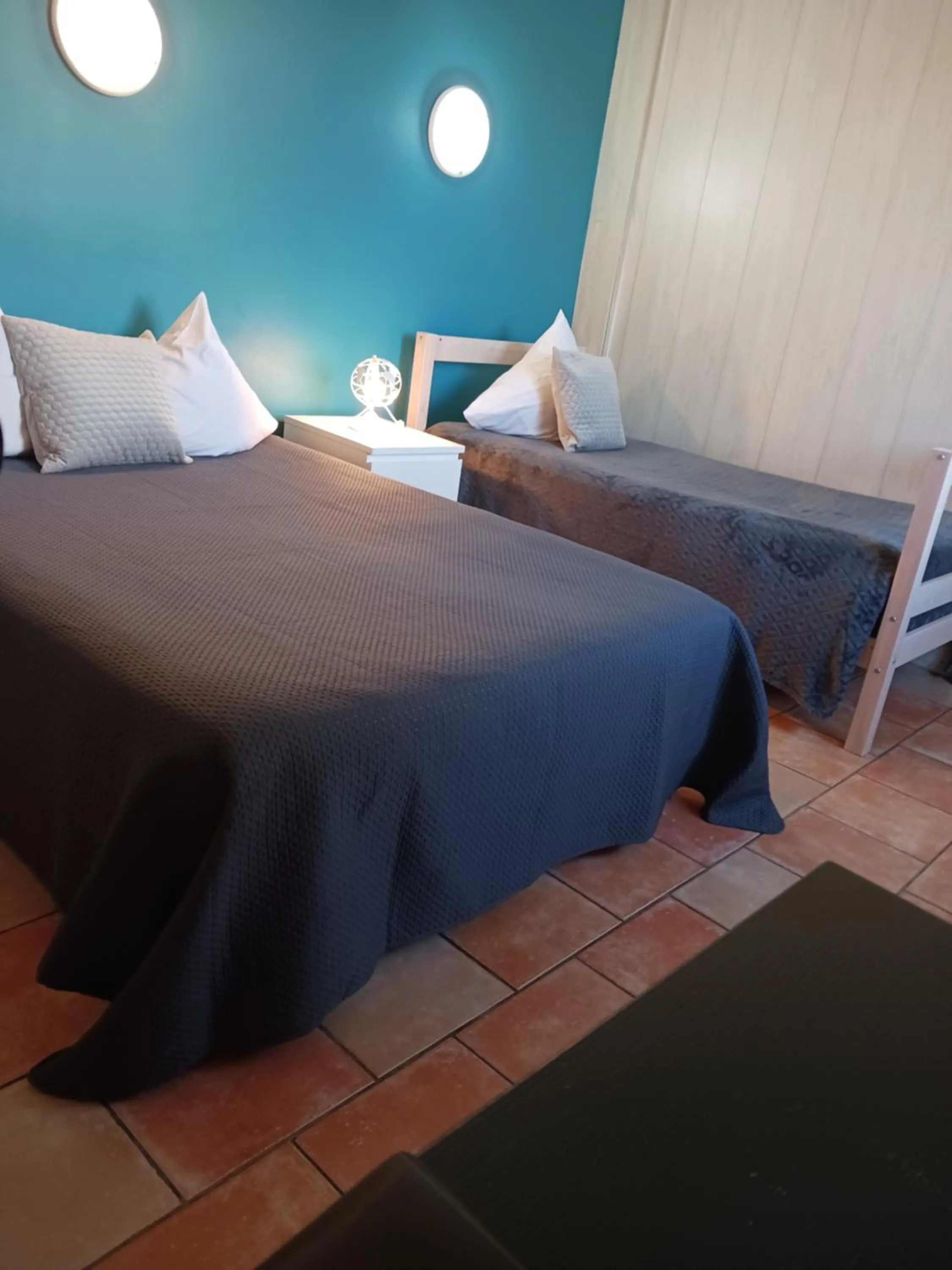 Bedroom, Bed in Hotel Du Lac