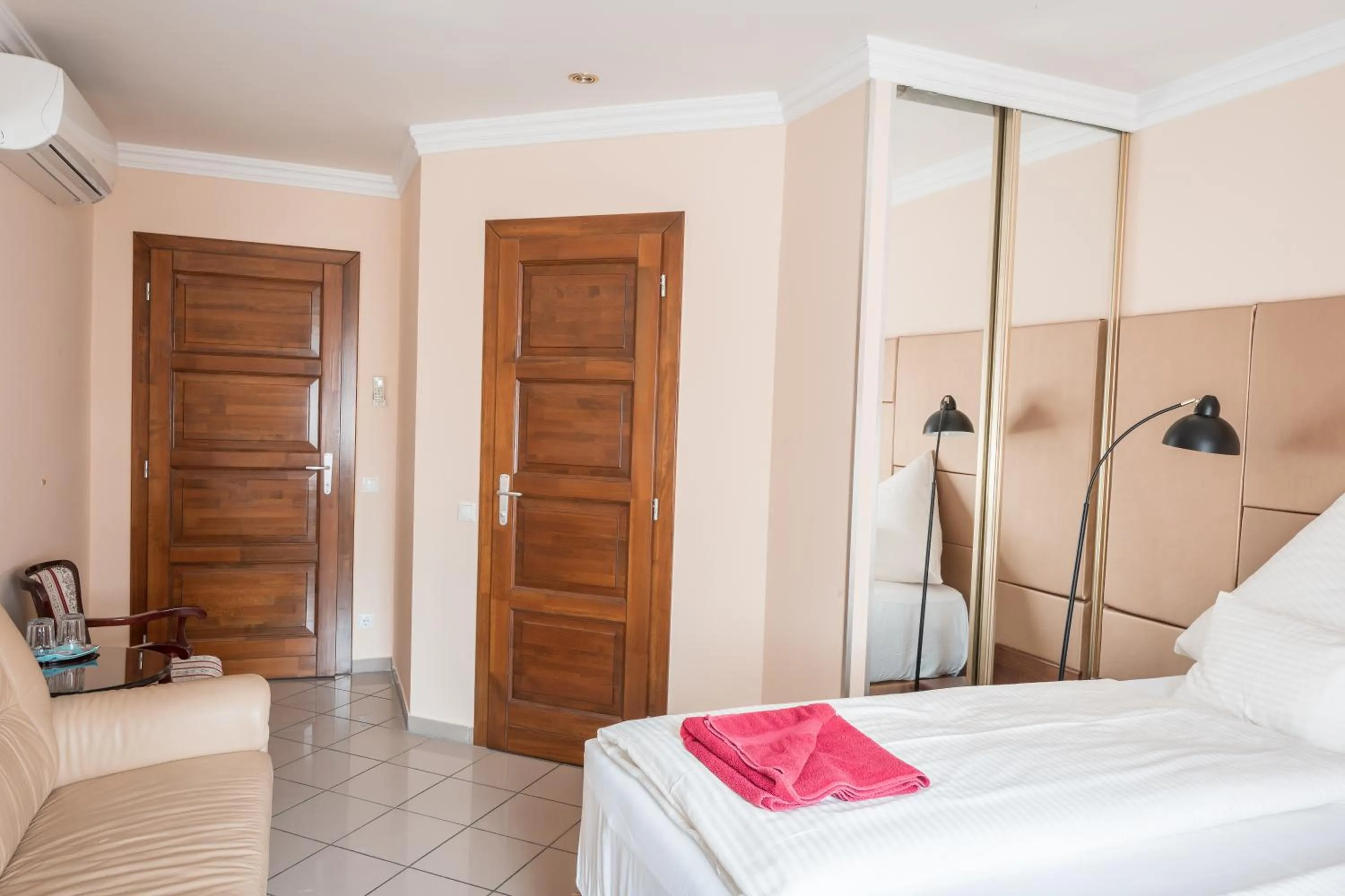 Bed in Kaiser Panzió