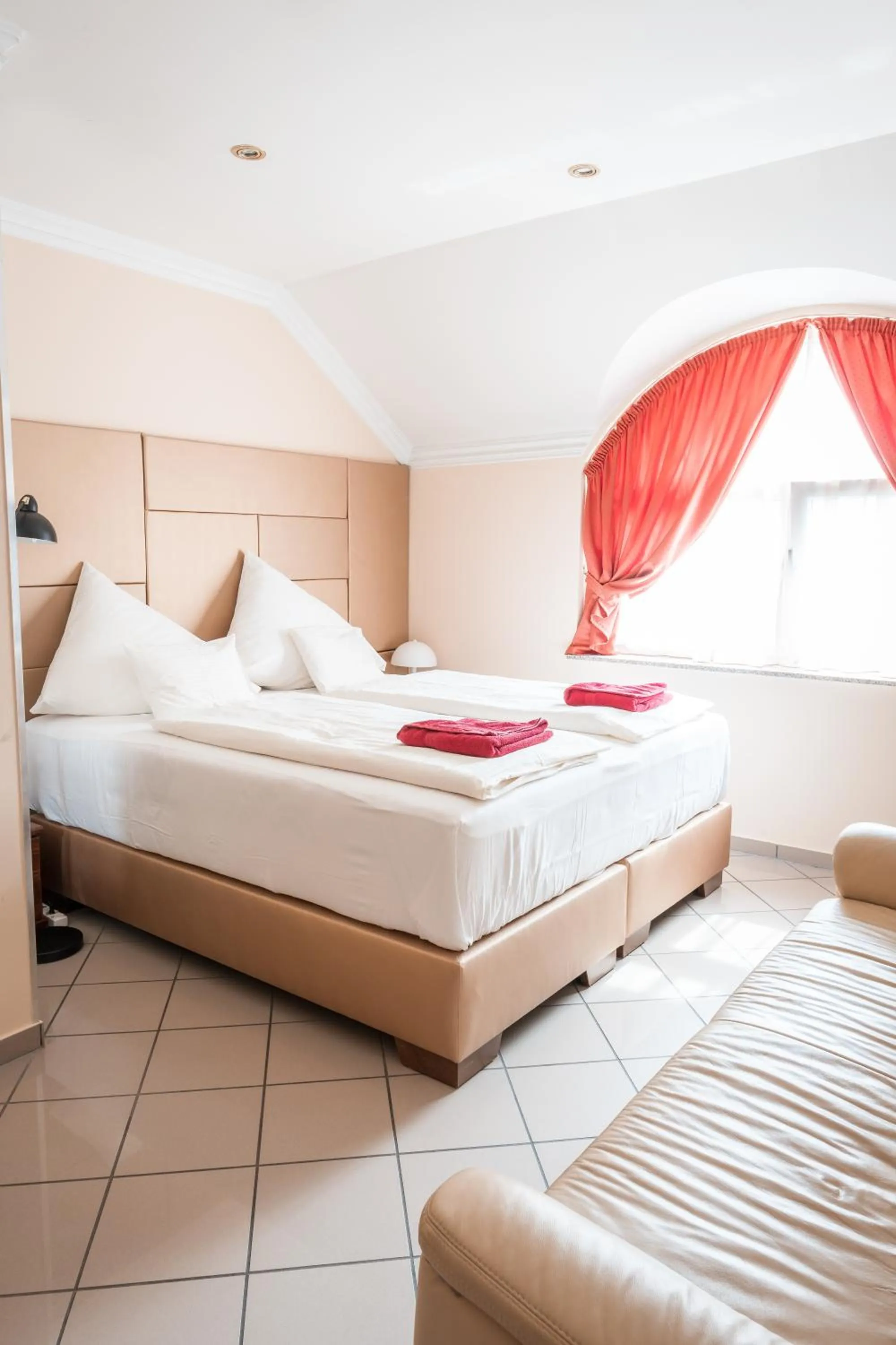 Bed in Kaiser Panzió