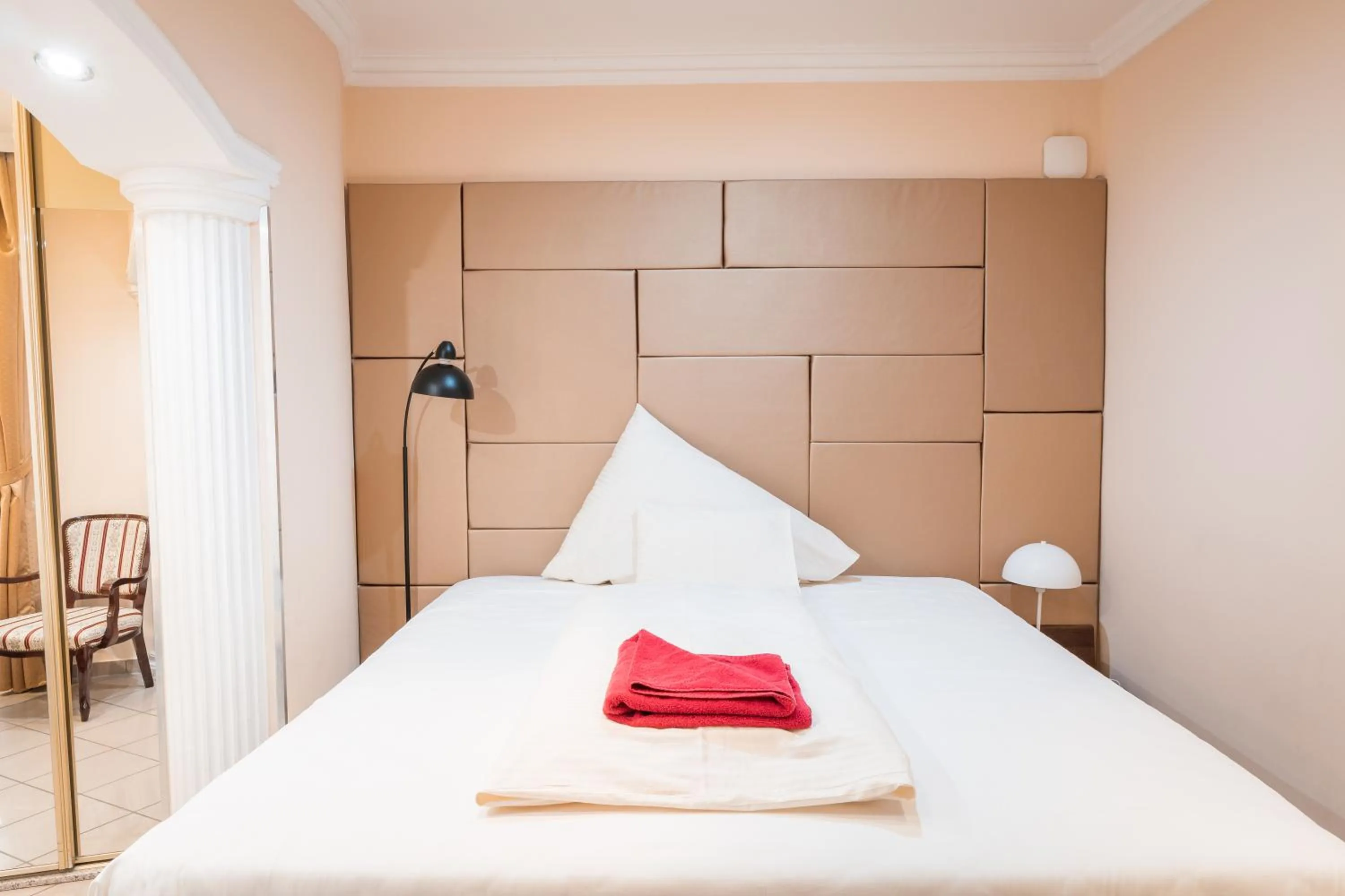 Bed in Kaiser Panzió