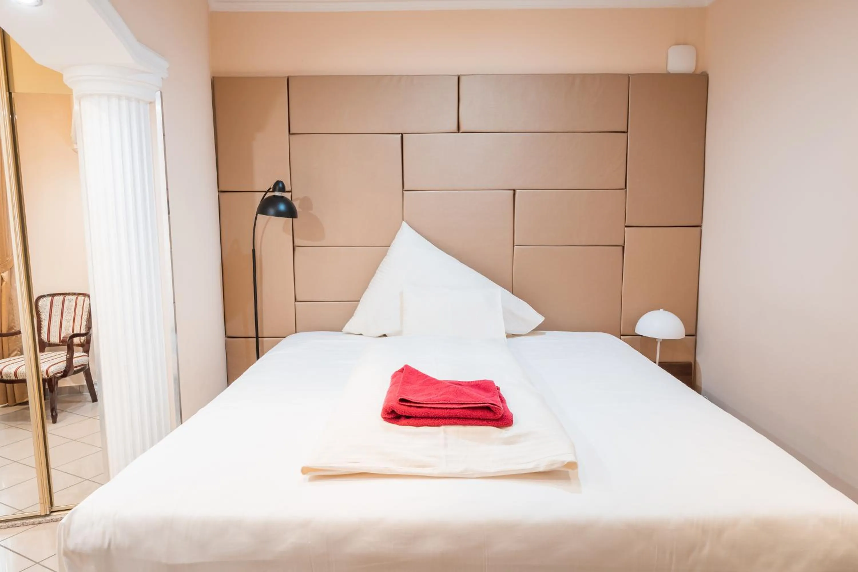 Bed in Kaiser Panzió