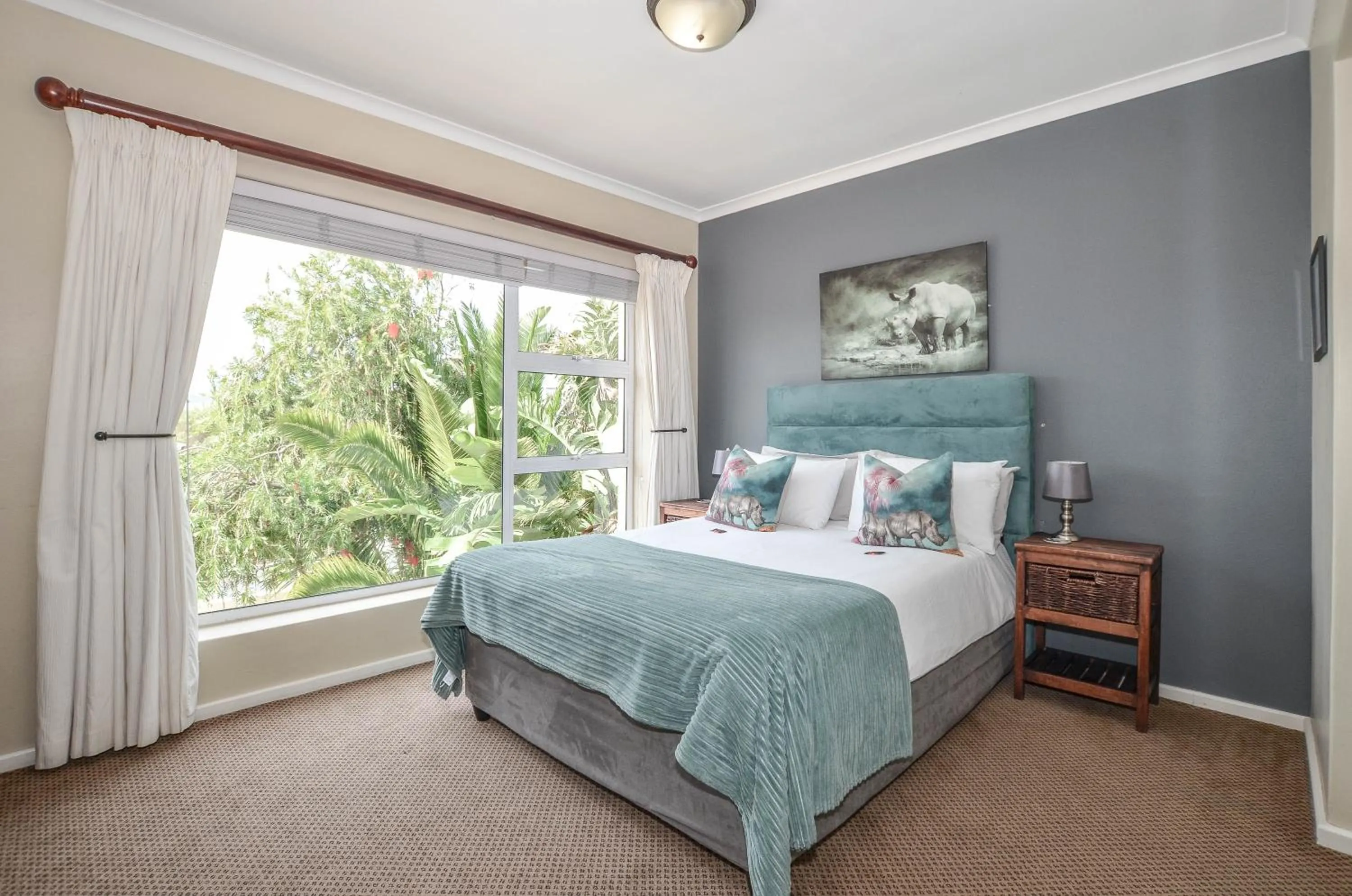 Bedroom, Bed in Atlantic Breeze