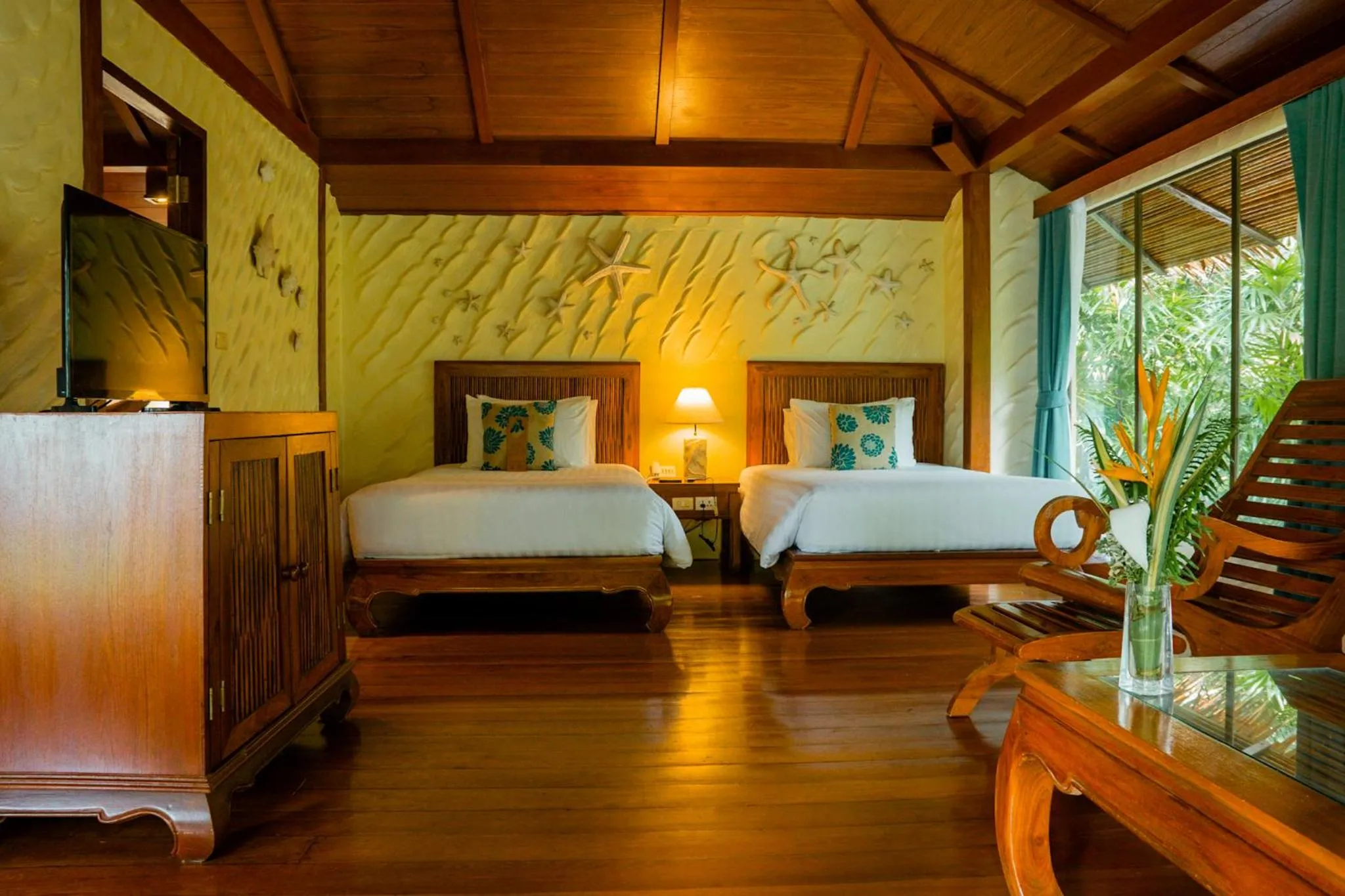 Bed in Centara Koh Chang Tropicana Resort