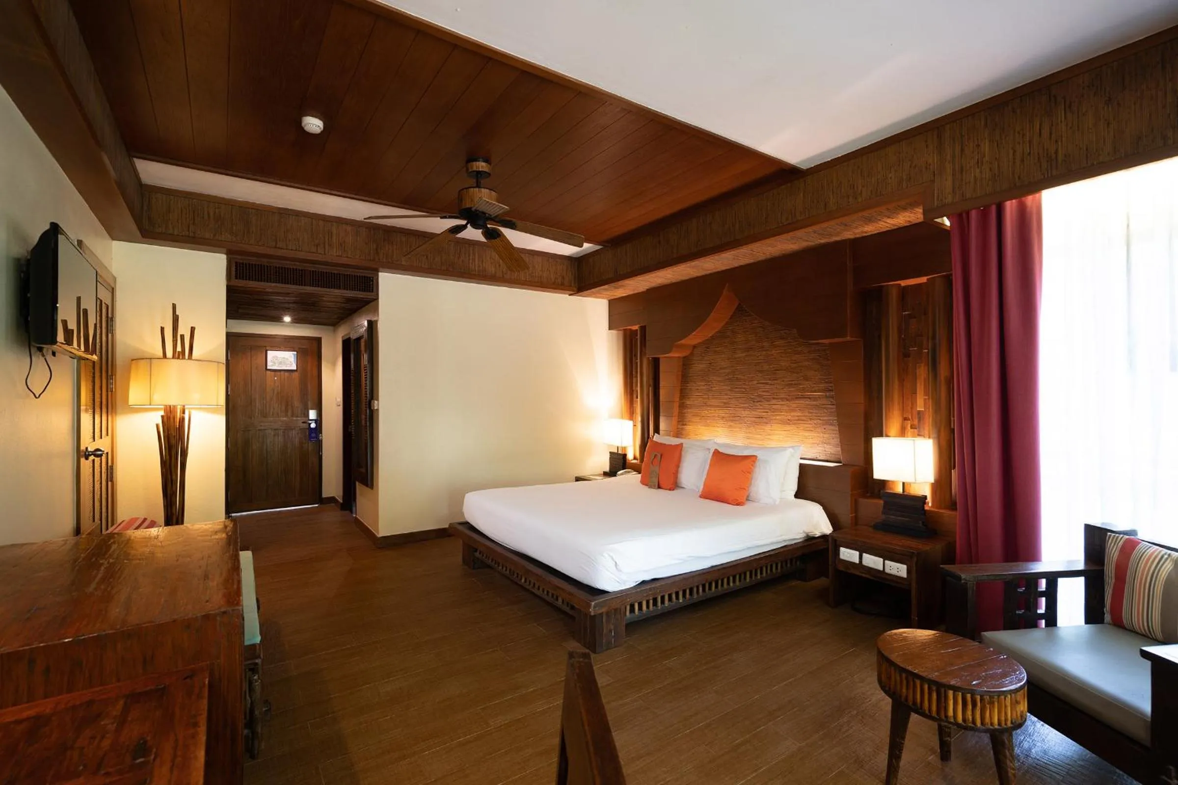 Bed in Centara Koh Chang Tropicana Resort