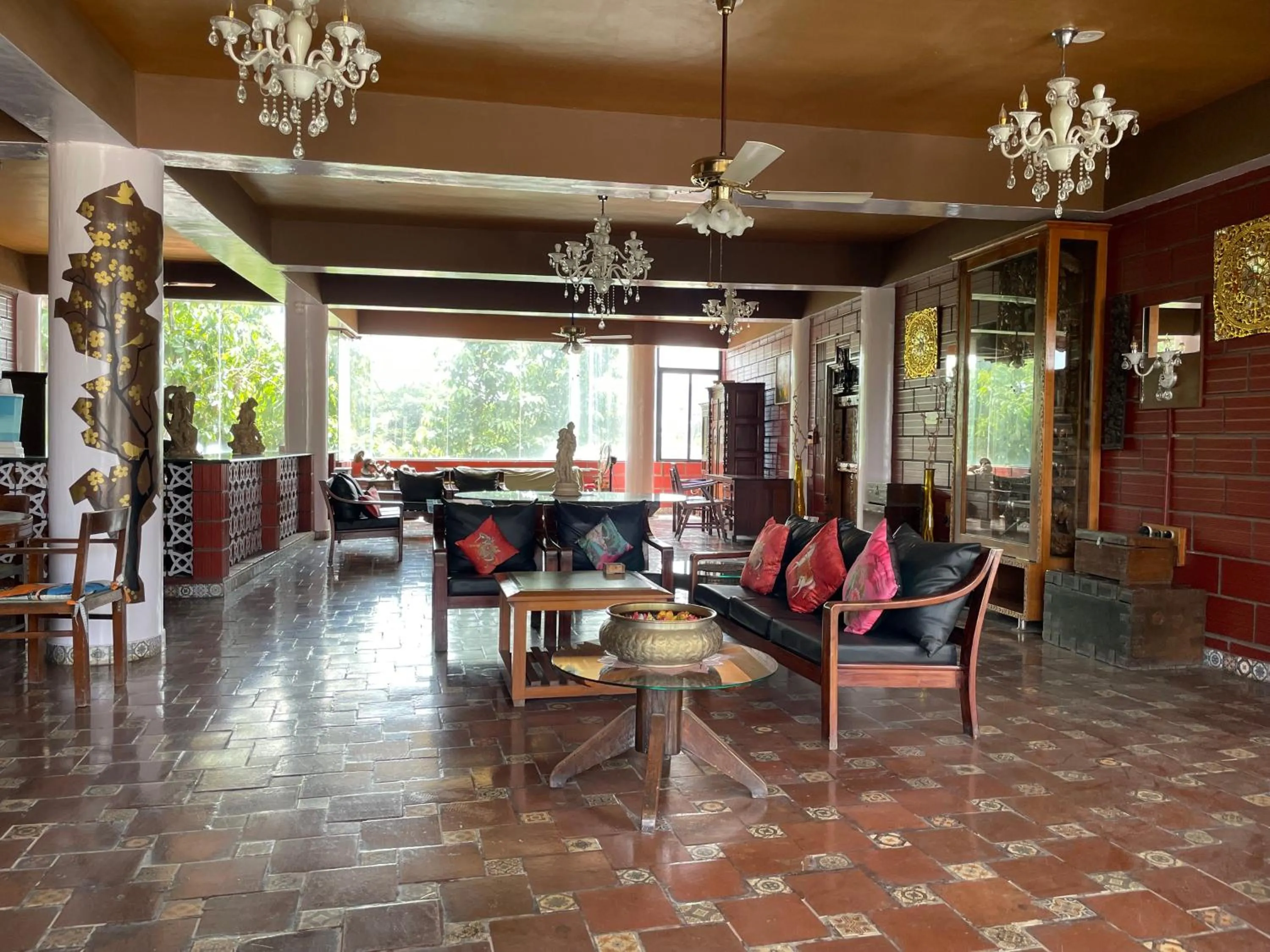 Lobby or reception in Golden Lotus Bangalore Boutique Suites