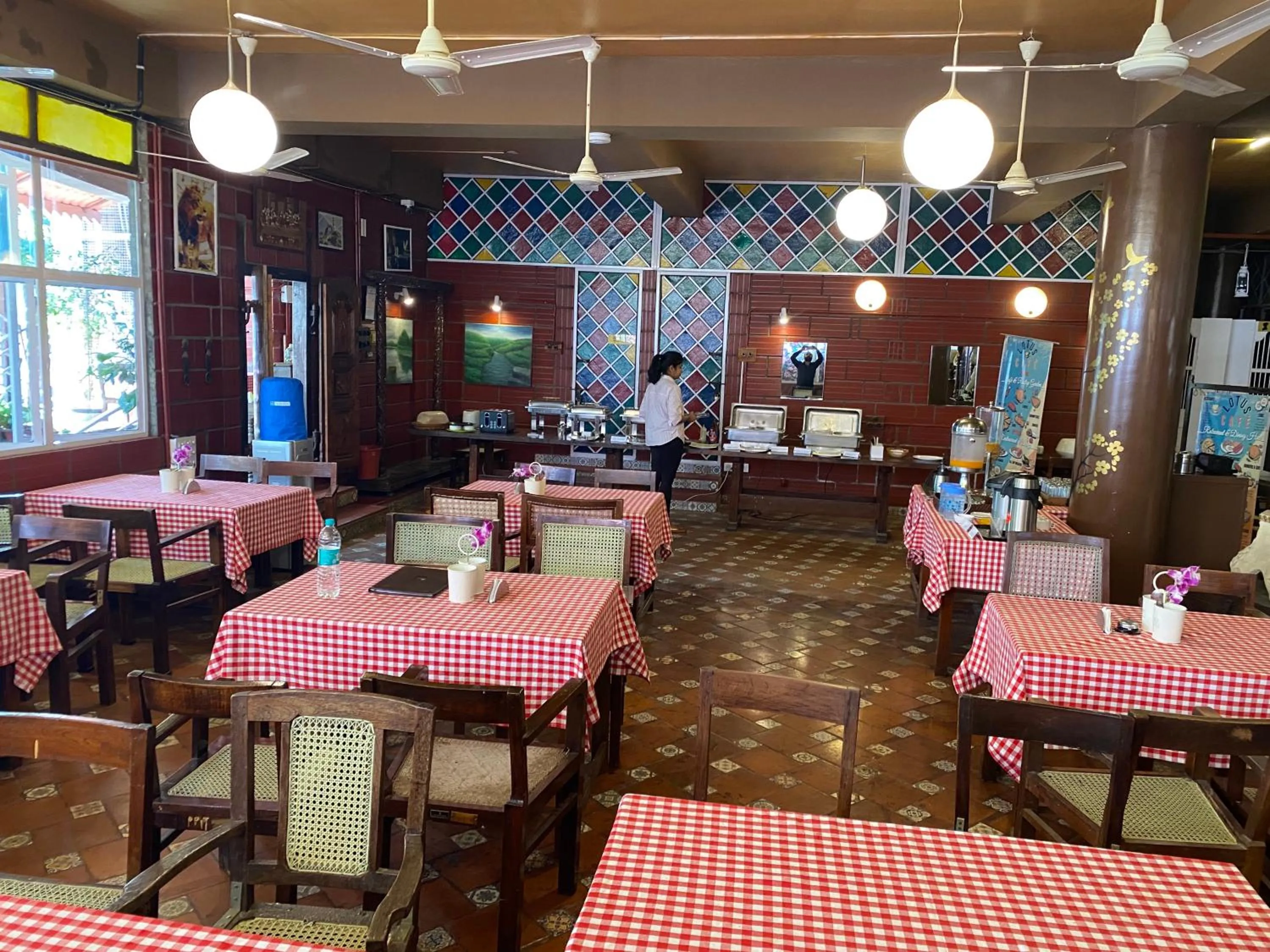 Restaurant/places to eat in Golden Lotus Bangalore Boutique Suites