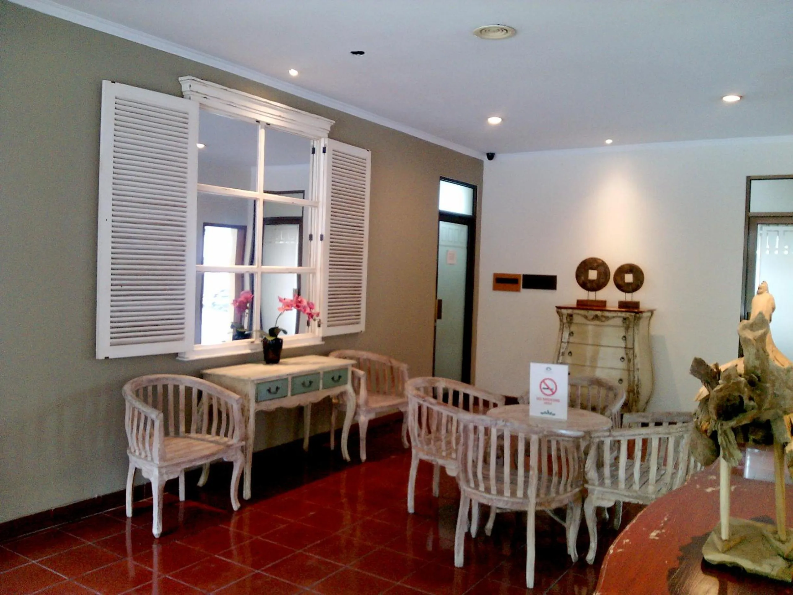 Decorative detail in Mutiara Hotel and Convention